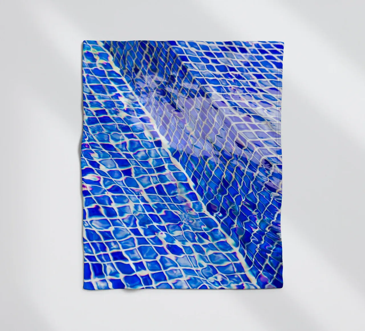 Pool #2 fleecedeken van rafael campezato