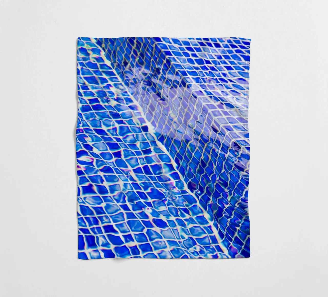 Pool #2 fleecedeken van rafael campezato