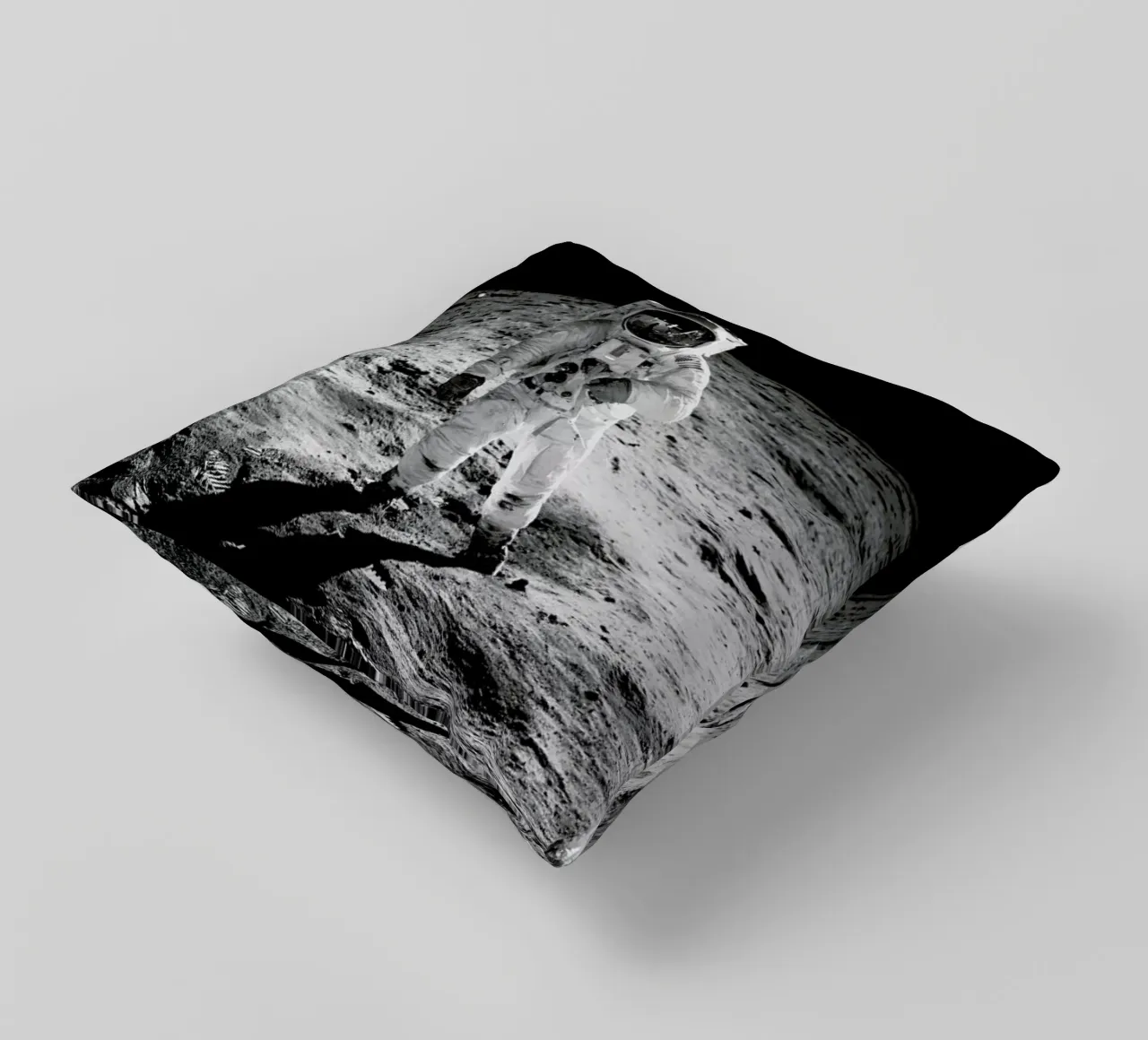 On the Lunar Surface cuscino da Vintage by JUNIQE
