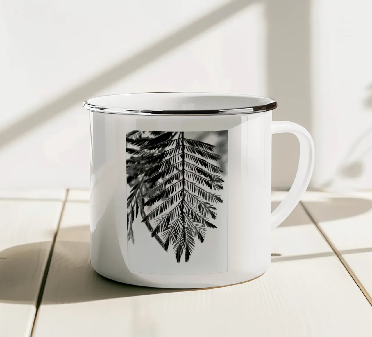 Delicate & Beautiful Plants tazza in smalto da Studio Nahili
