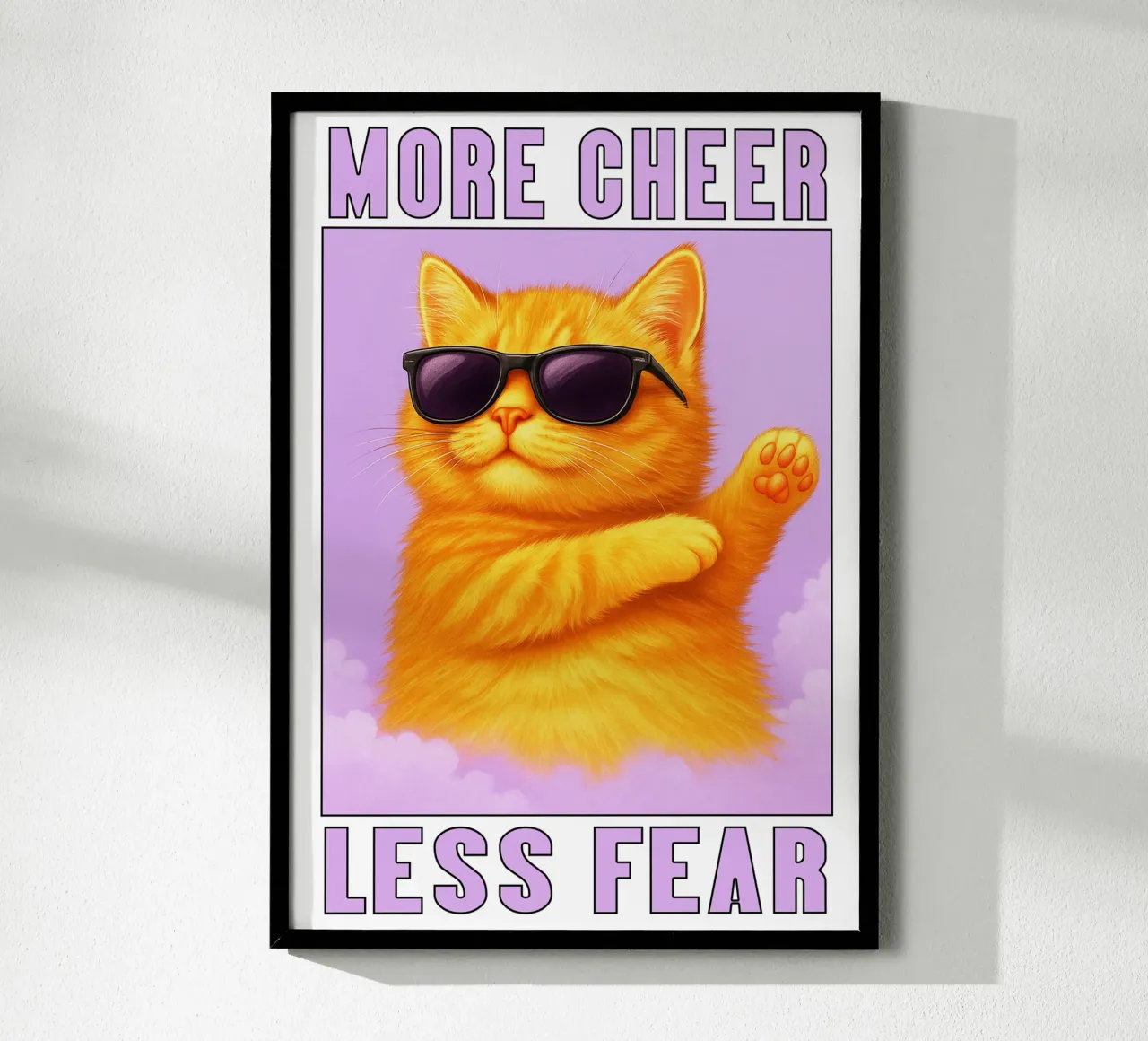 Divertente Gatto cool Più allegria meno paura poster con telaio in legno da the gindils