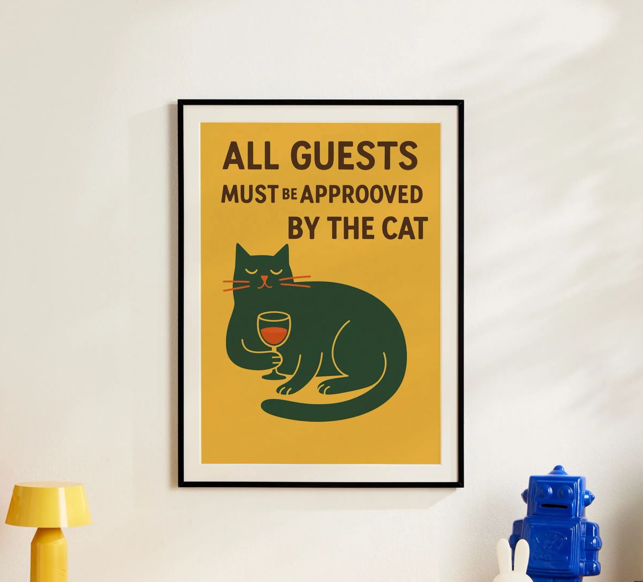 Tous les invités doivent être approuvés par le chat. poster de the gindils