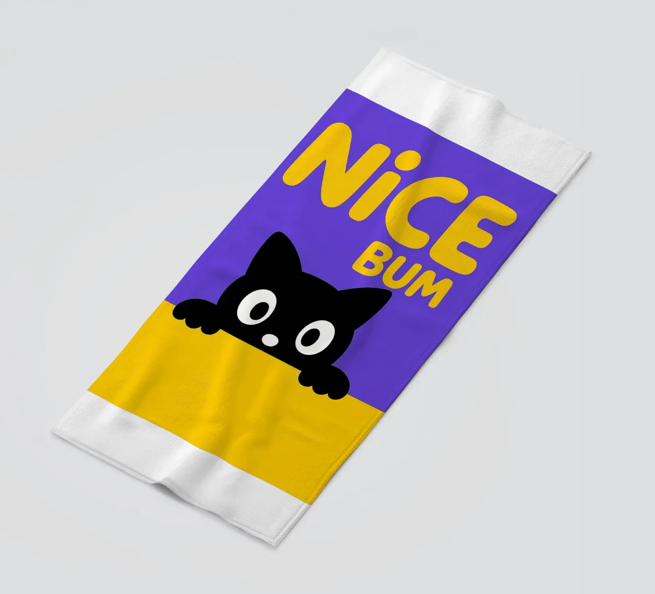 Gatto nero simpatico e divertente telo mare da the gindils