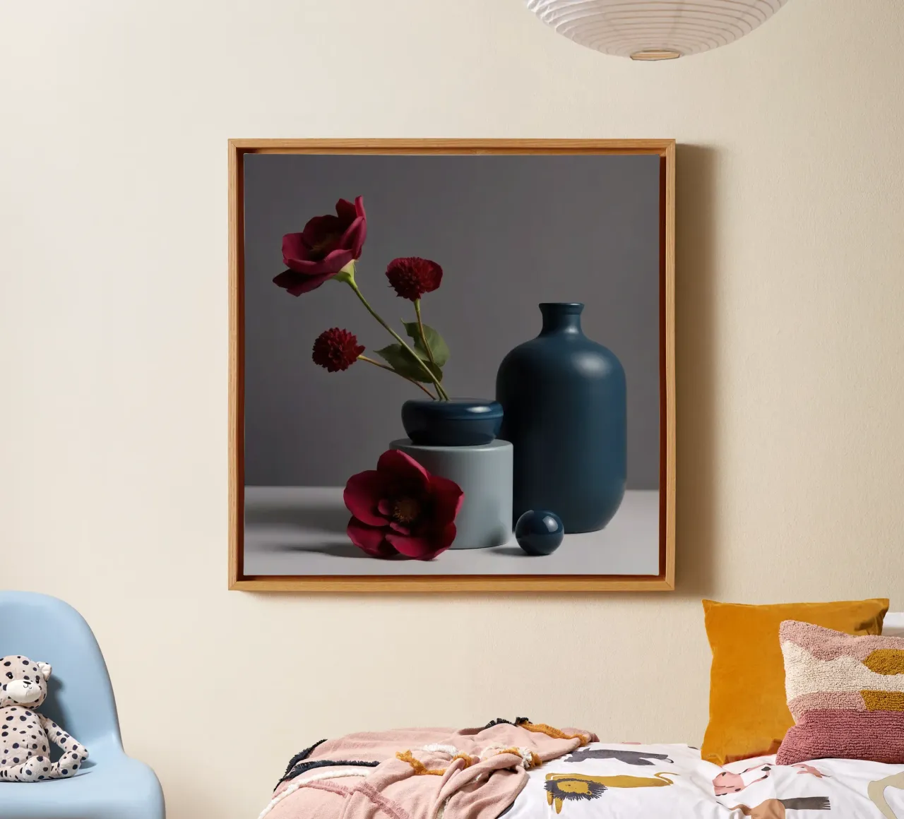 vasi blu scuro con fiori vivaci su un tavolo minimalista tela con Cornice a cassetta da DesignDoodle