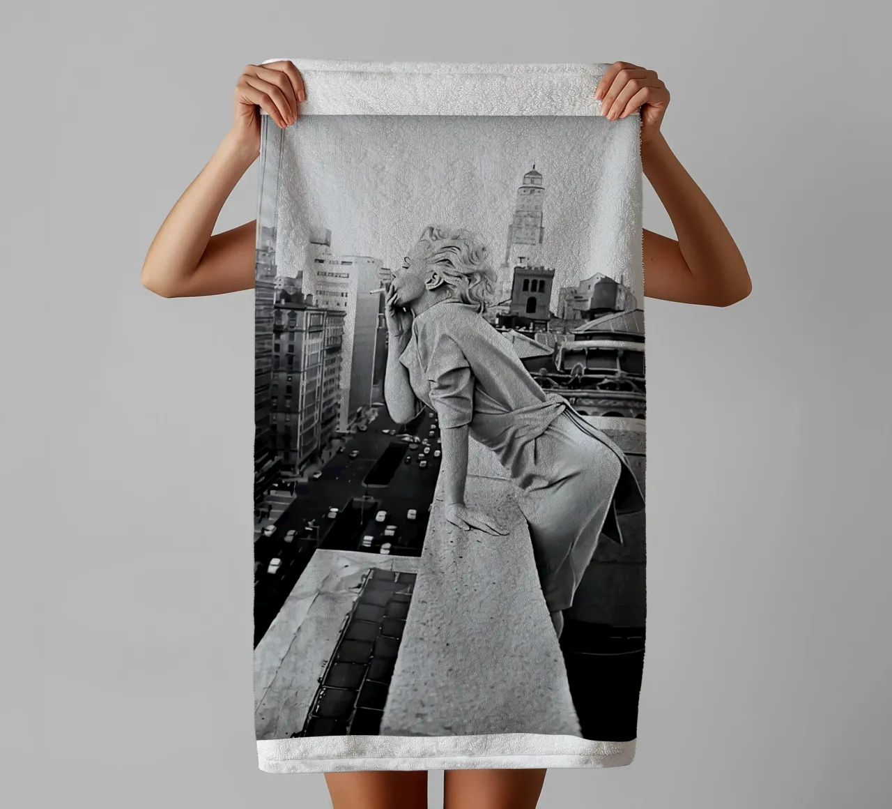Mode Zigarette 1950er Jahre Handtuch von Black And White