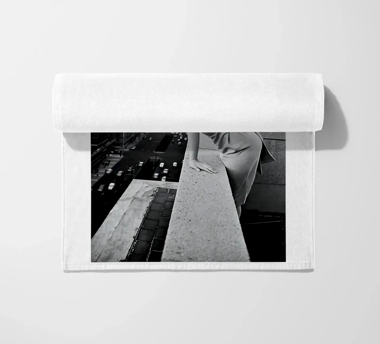 Sigaretta moda anni '50 telo mare da Black And White