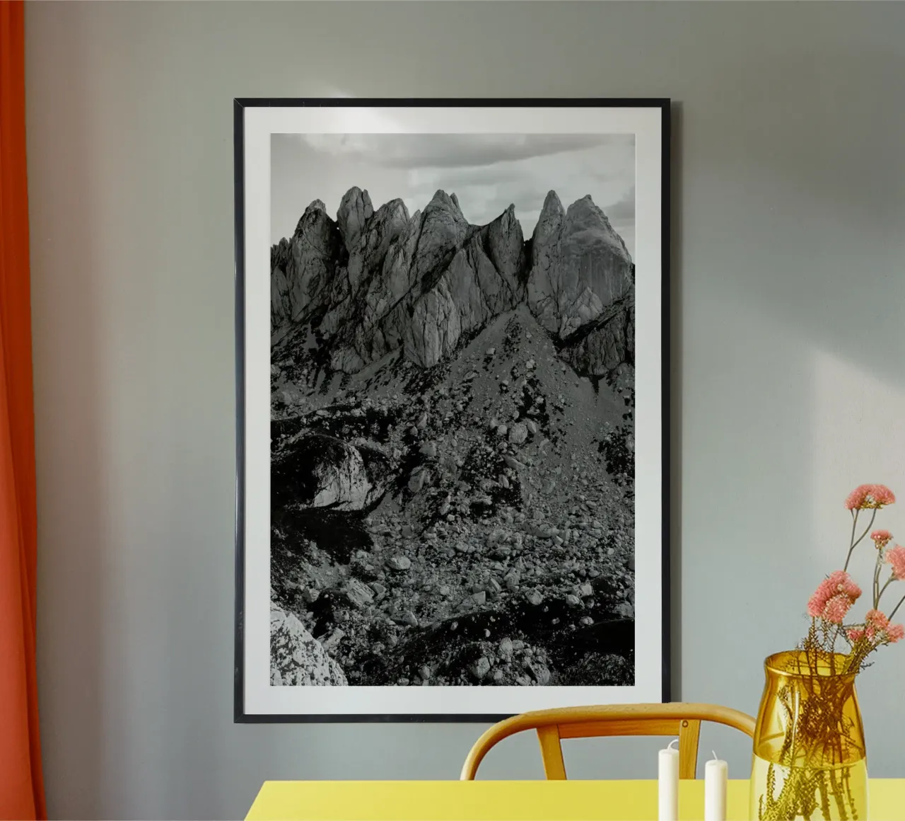 Hiking to the Top poster da Studio Nahili