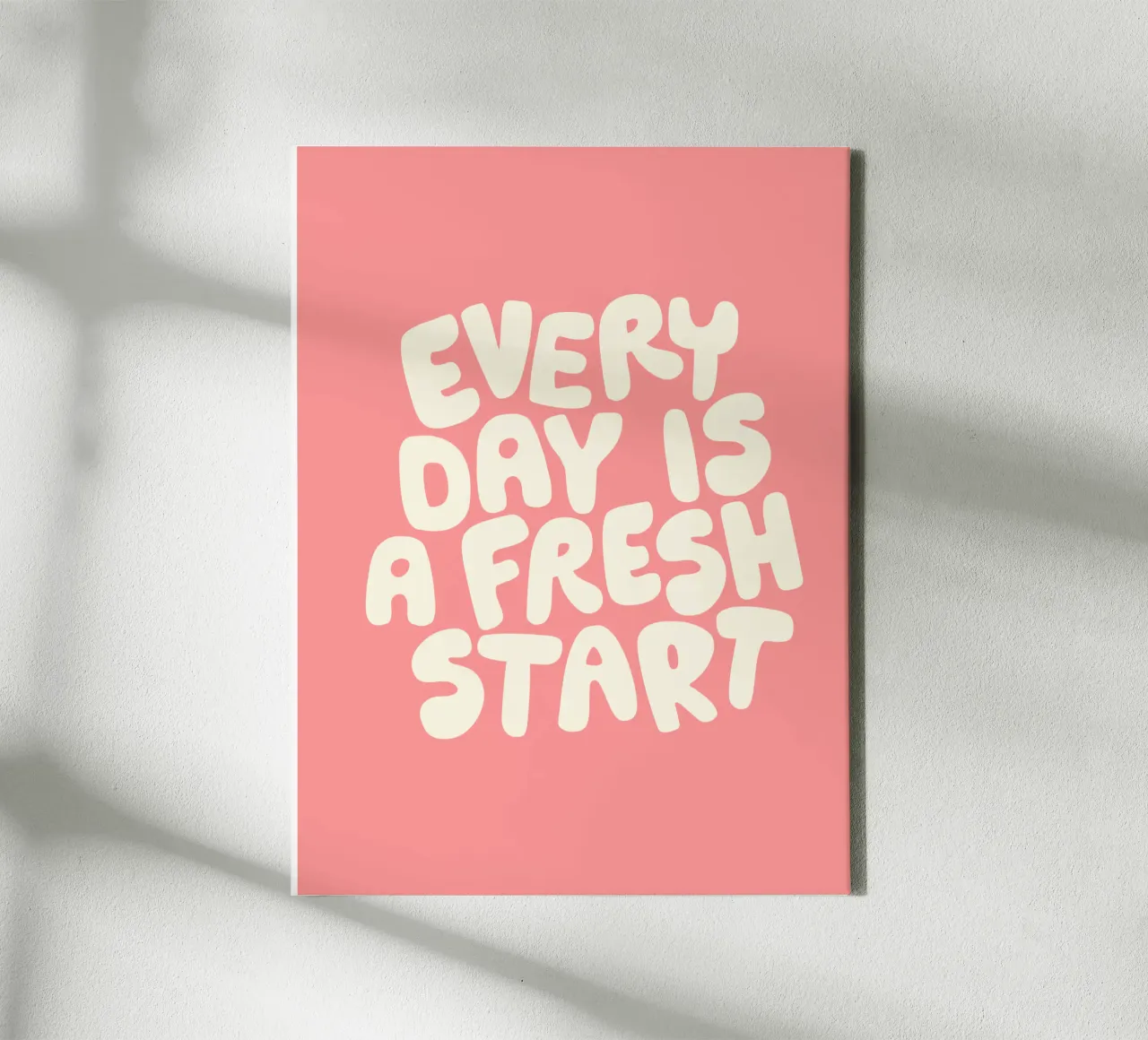 Every Day is a Fresh Start Typografie Print in Roze Wit canvas met Baklijst van THE MOTIVATED TYPE