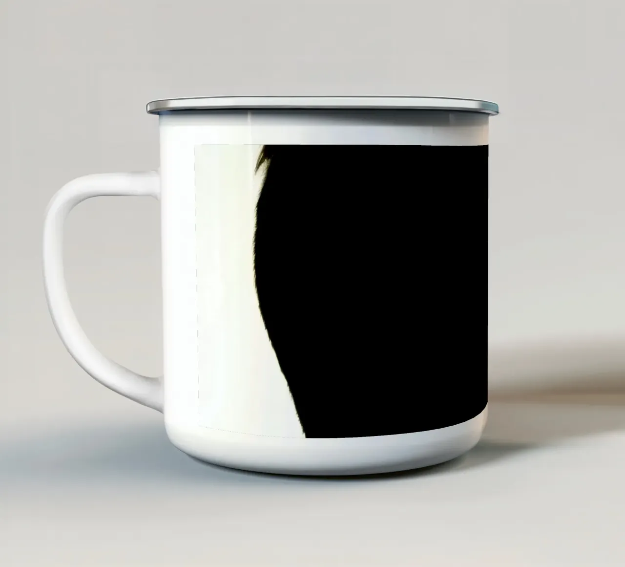 Profilo di una persona su uno sfondo luminoso tazza in smalto da DesignDoodle
