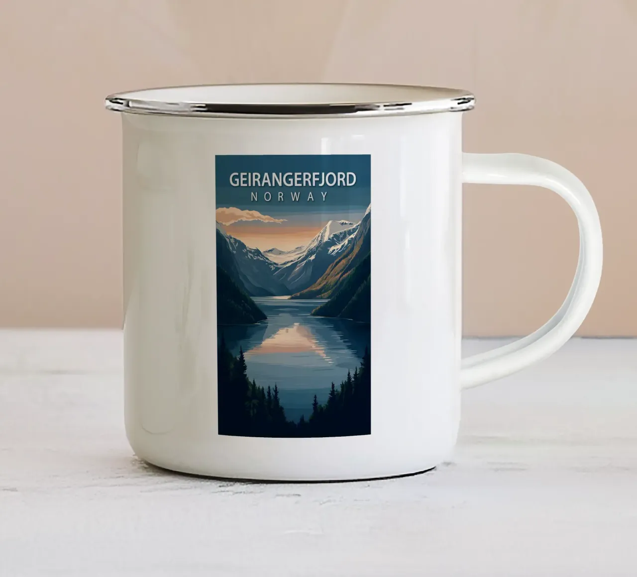 Geirangerfjord, Norvegia tazza in smalto da Wanderlust Vibes