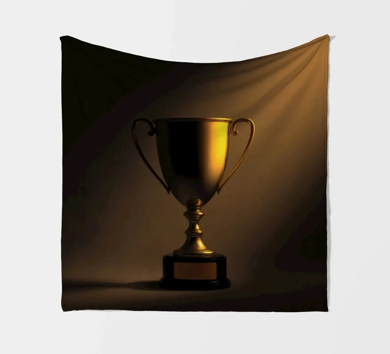 Goldene Trophäe mit sanftem Licht zur Präsentation der Leistung Fleecedecke von DesignDoodle