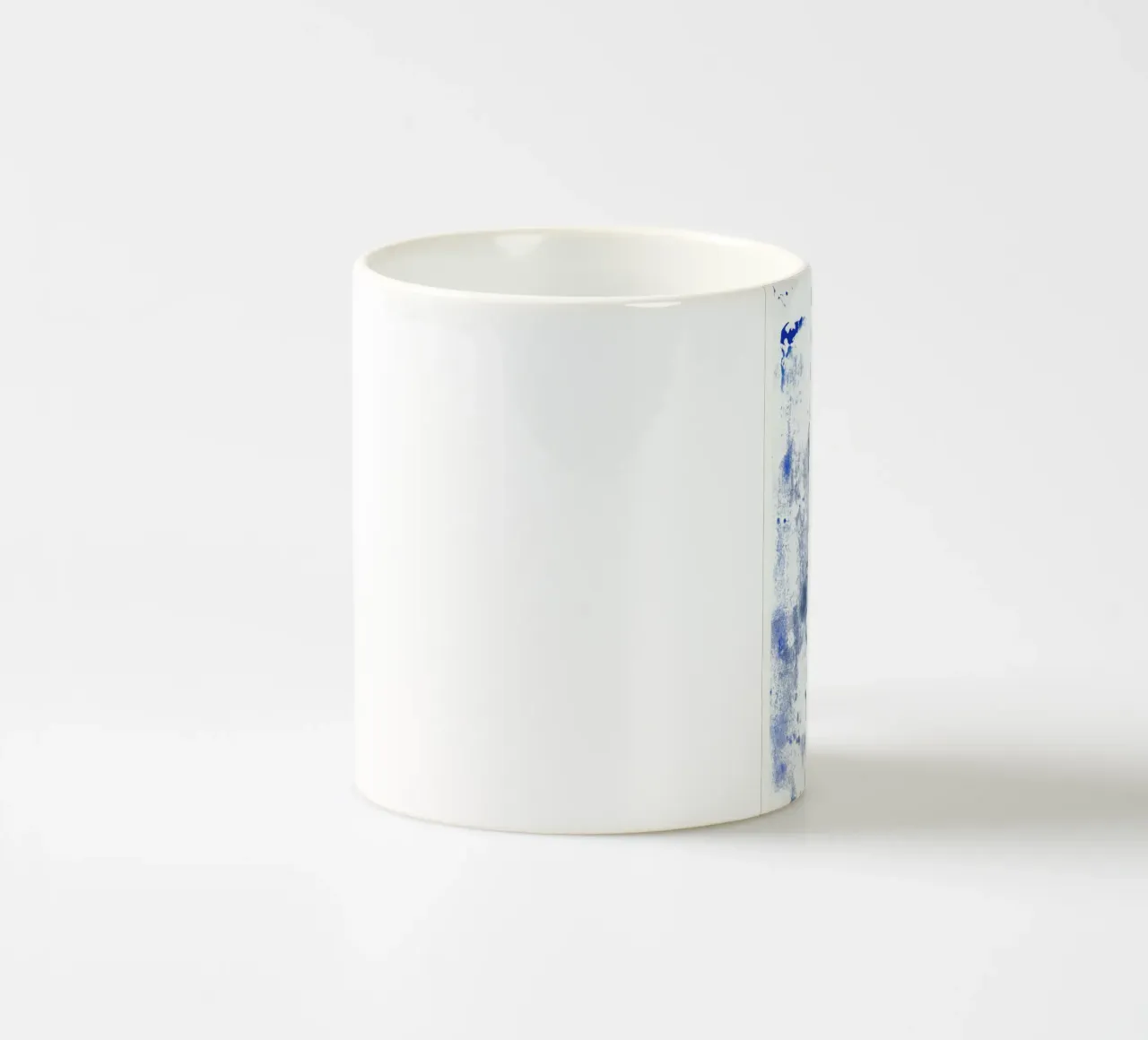 Gossypium tazza in ceramica da Karin Gritsch