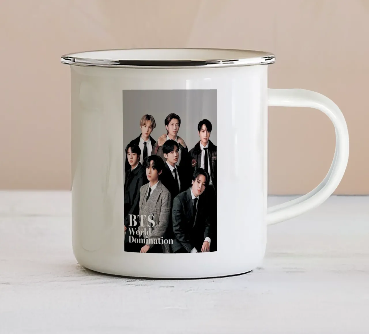 Kpop numero 1 al mondo tazza in smalto da Betty Shops