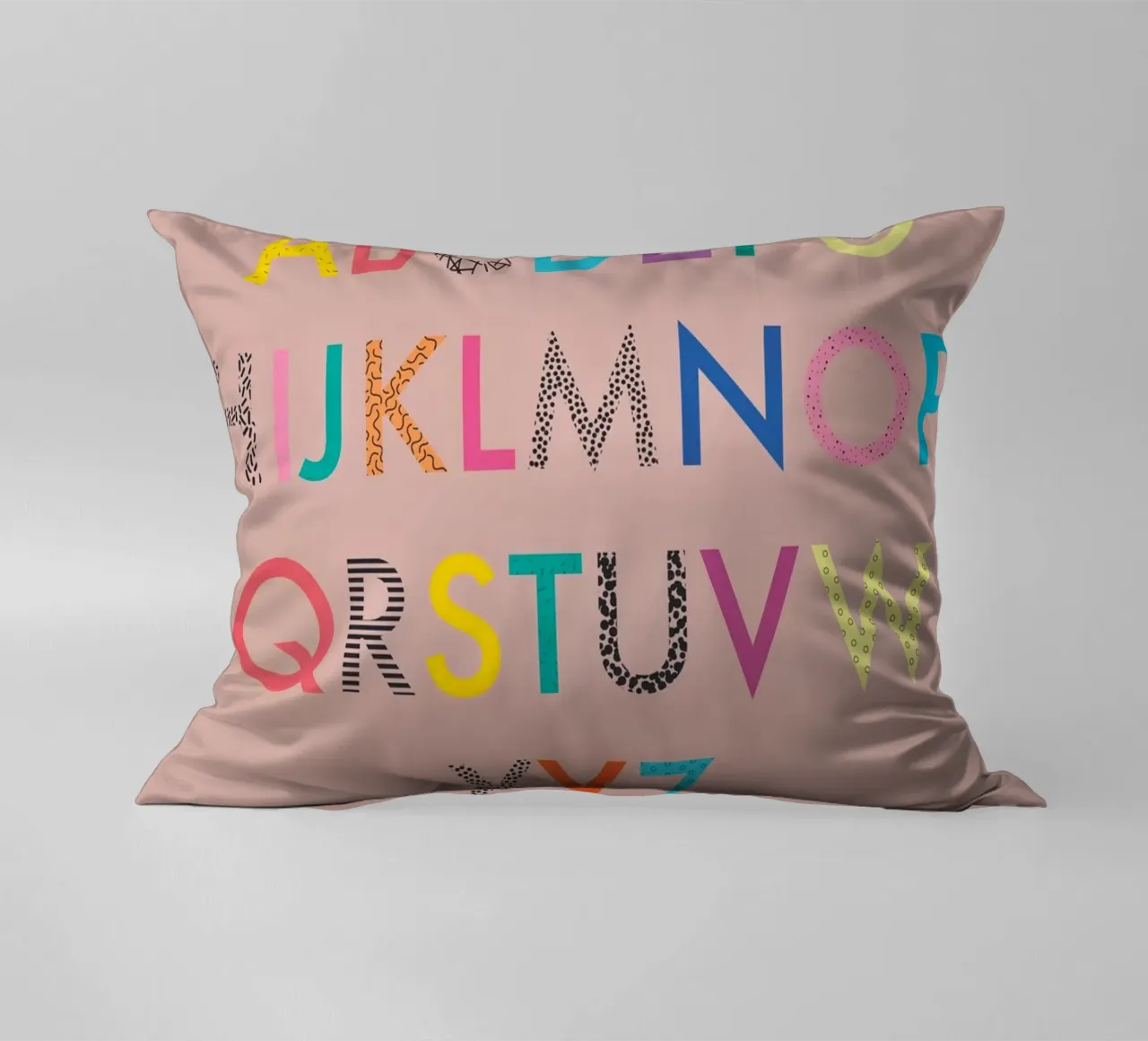 ABC. (mehrere Varianten verfügbar) cuscino da FRICKE DESIGN