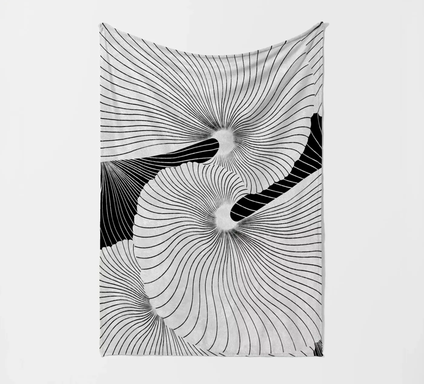 Shell fleece blanket by STUDIO LEEMO