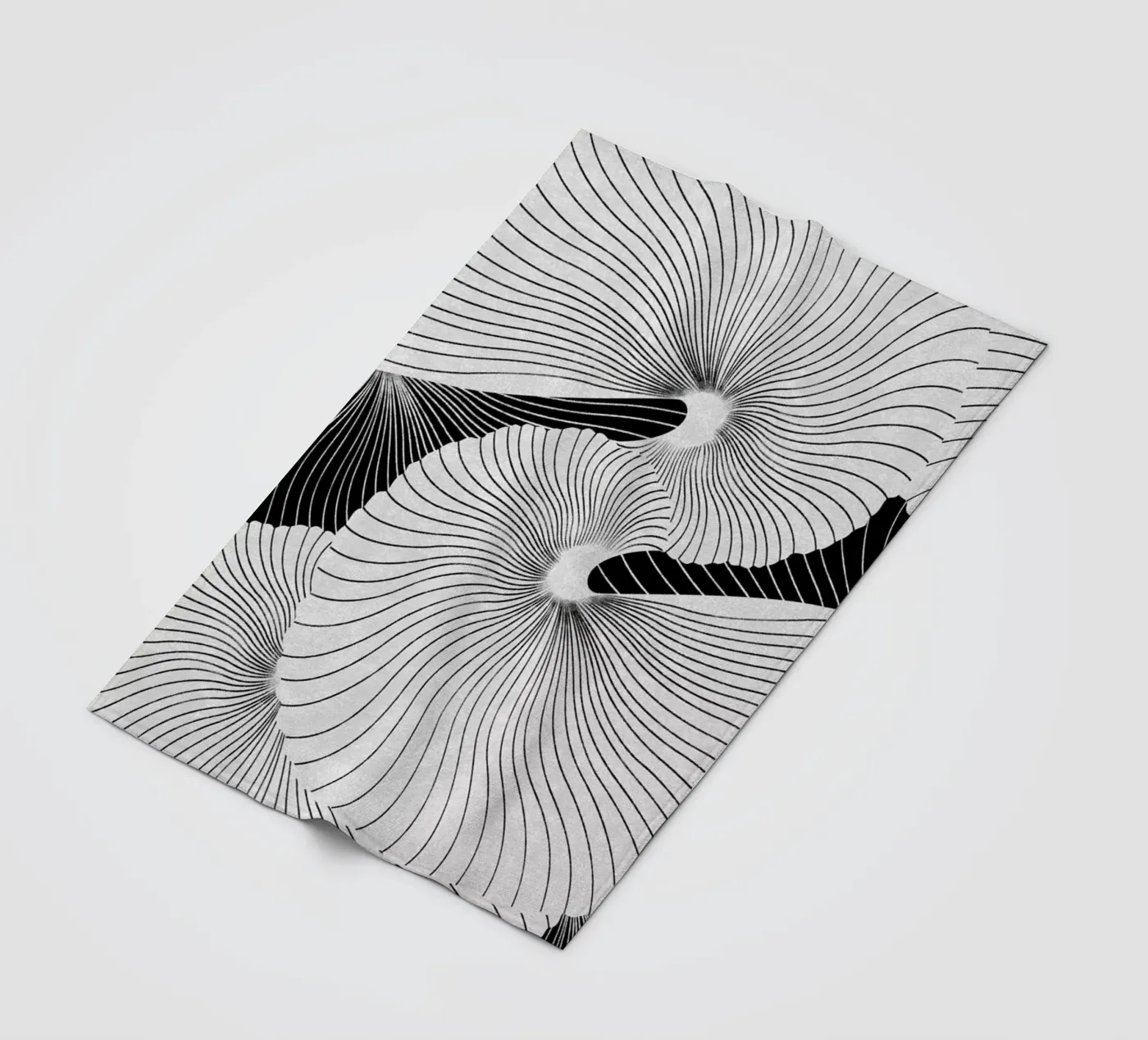 Shell fleece blanket by STUDIO LEEMO