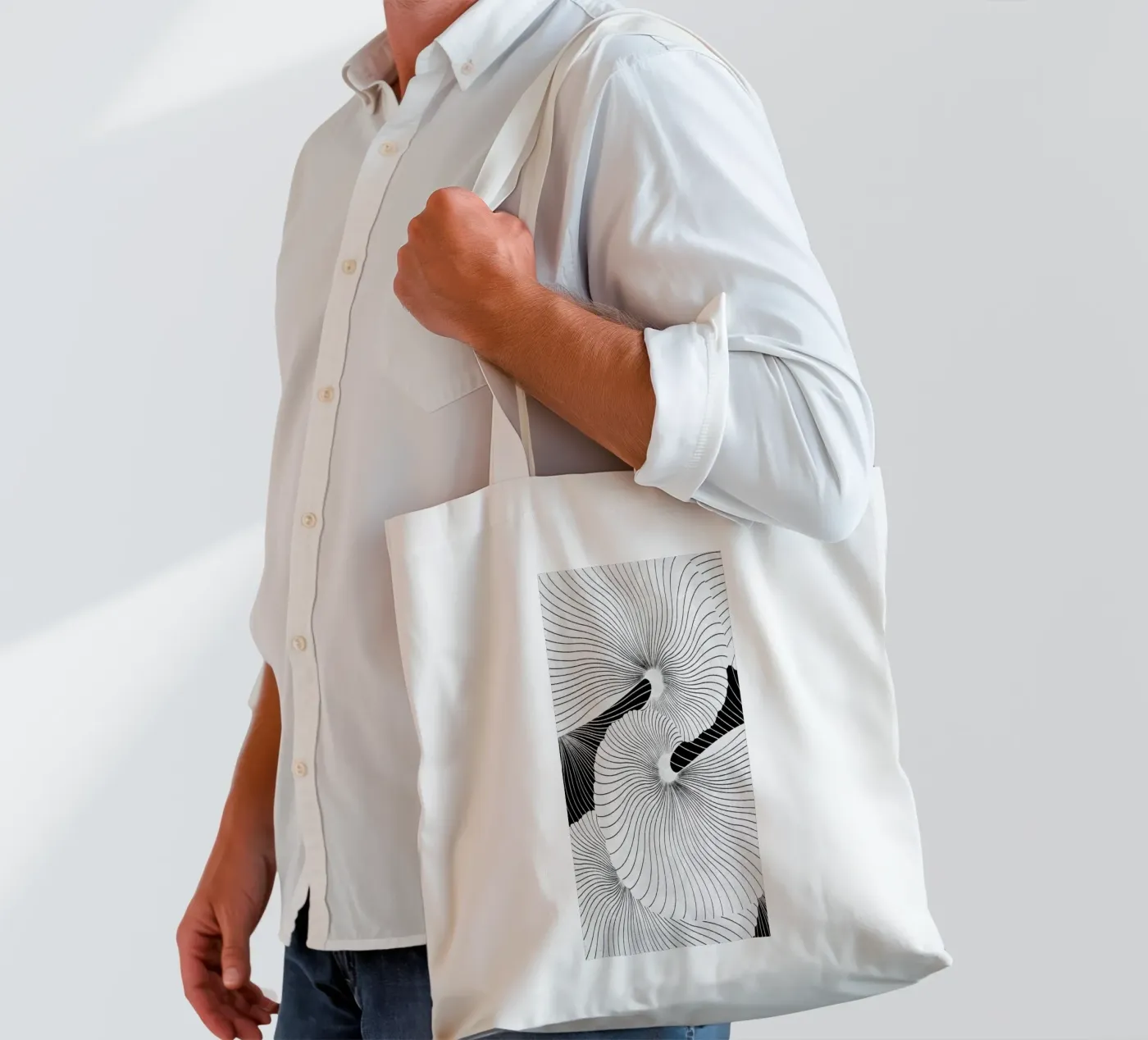 Shell tote bag by STUDIO LEEMO