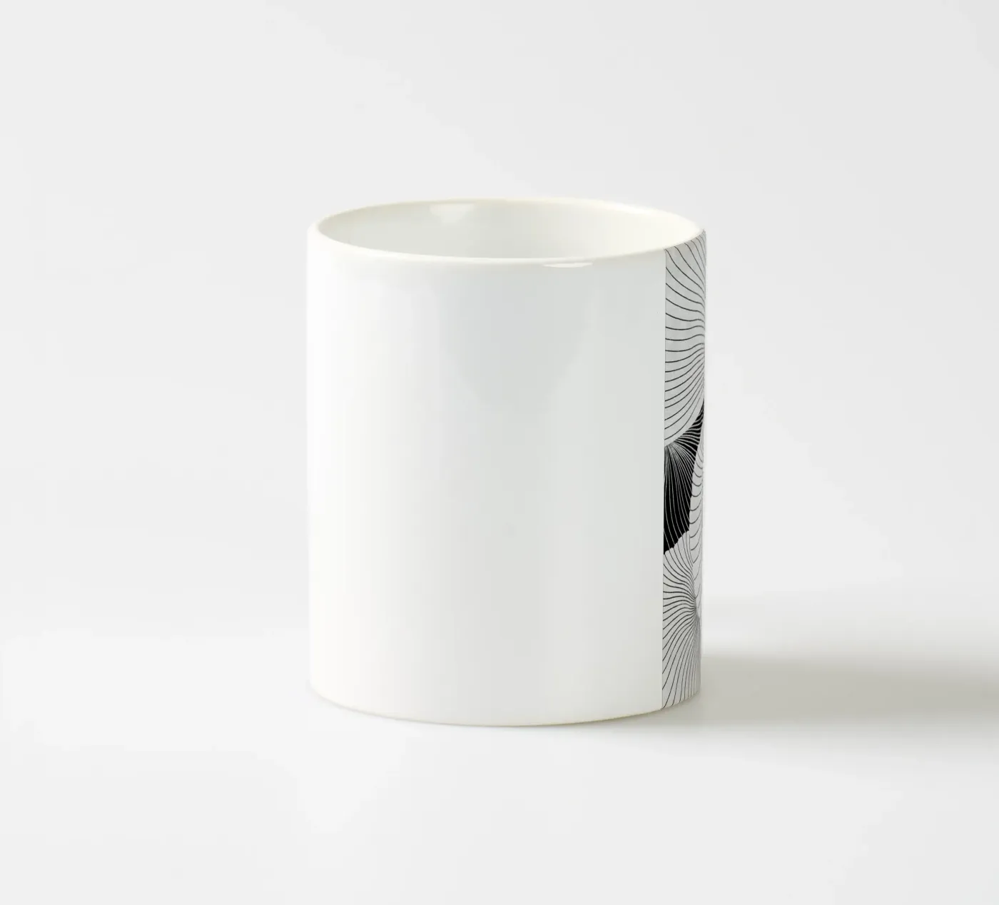 Shell ceramic mug by STUDIO LEEMO