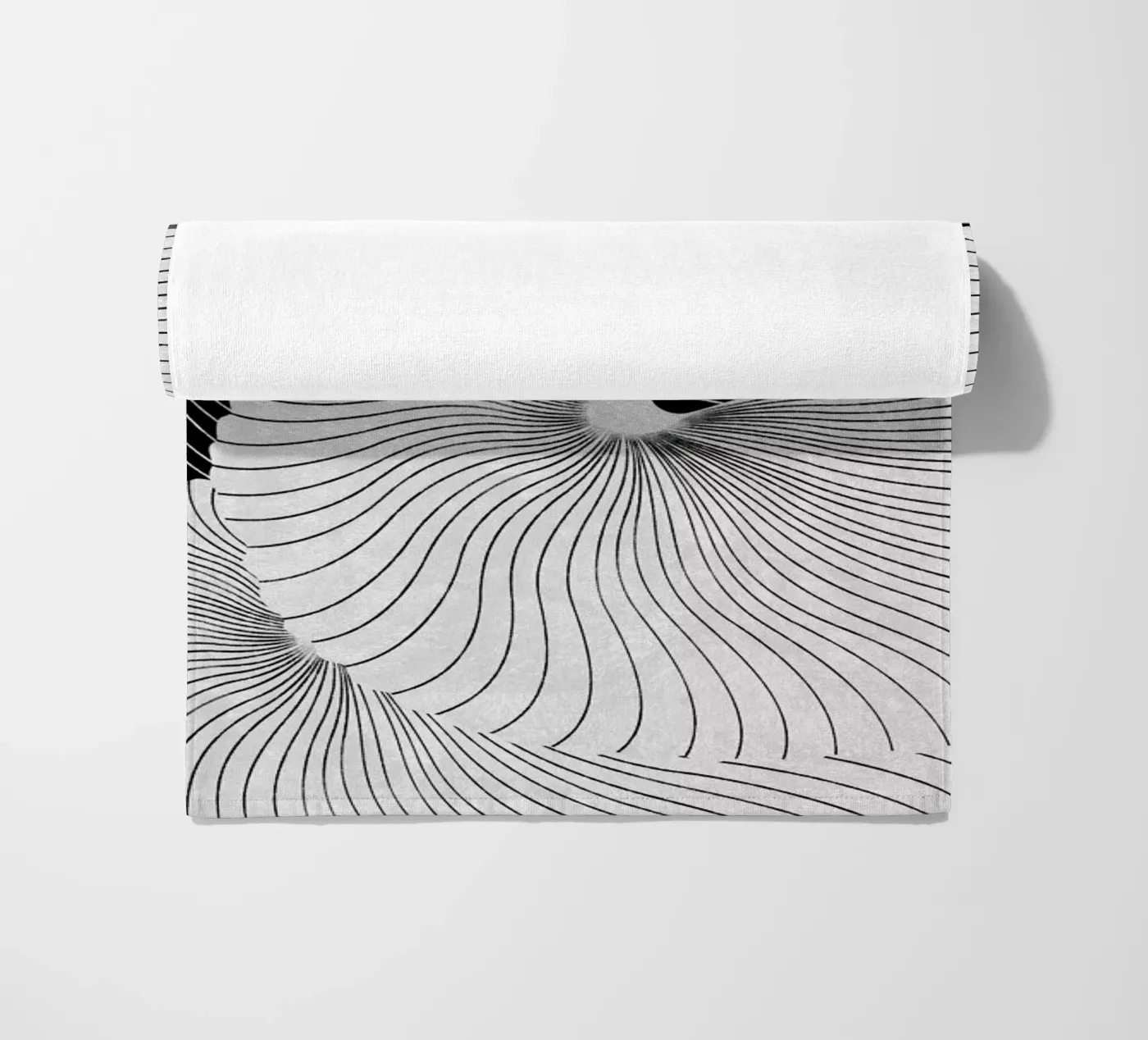 Shell beach towel by STUDIO LEEMO