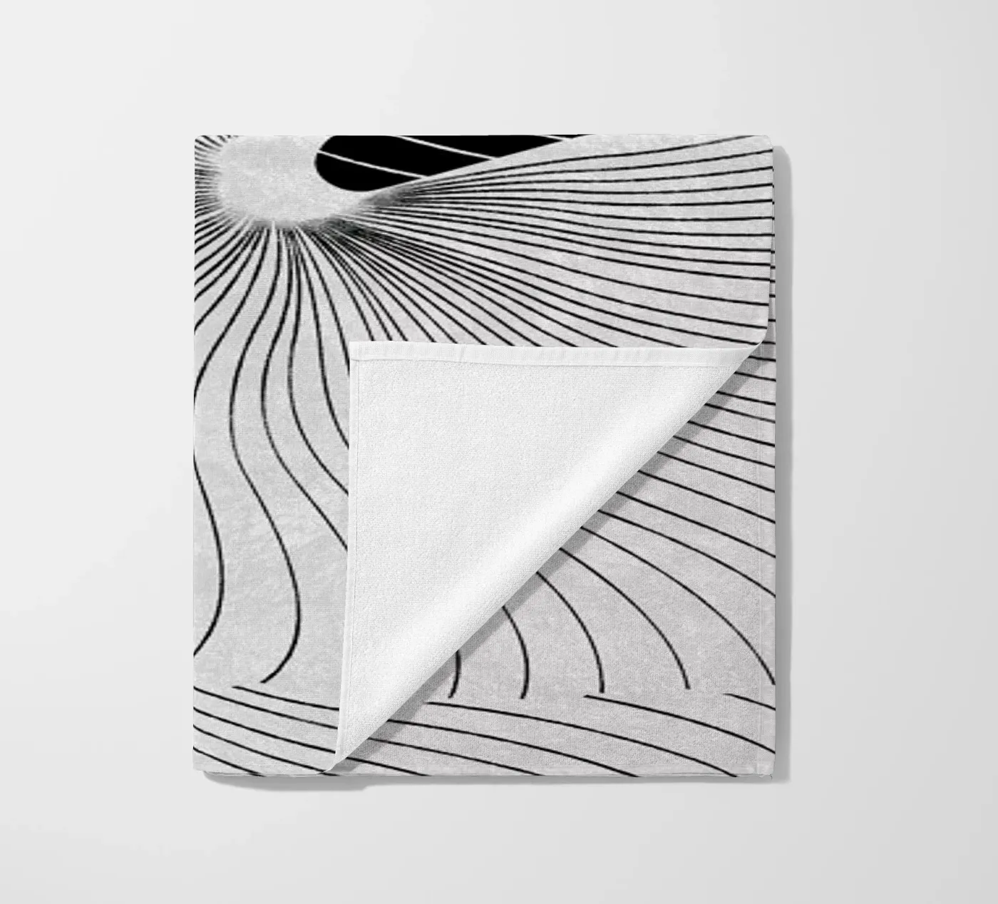 Shell beach towel by STUDIO LEEMO