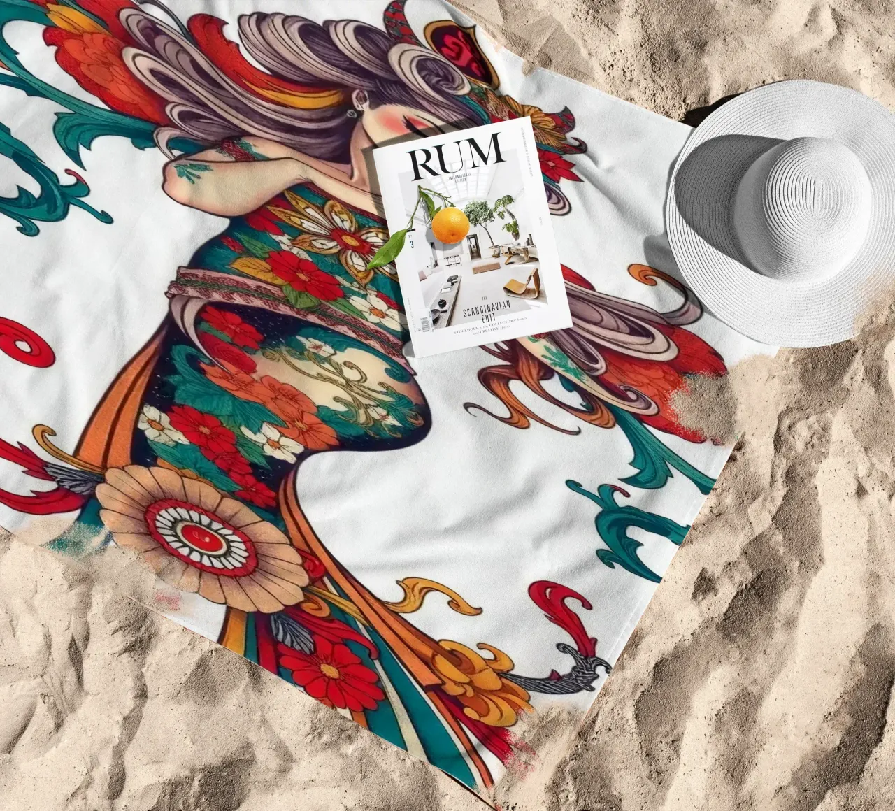 donna adornata con motivi floreali che mostrano un design intricato telo mare da DesignDoodle