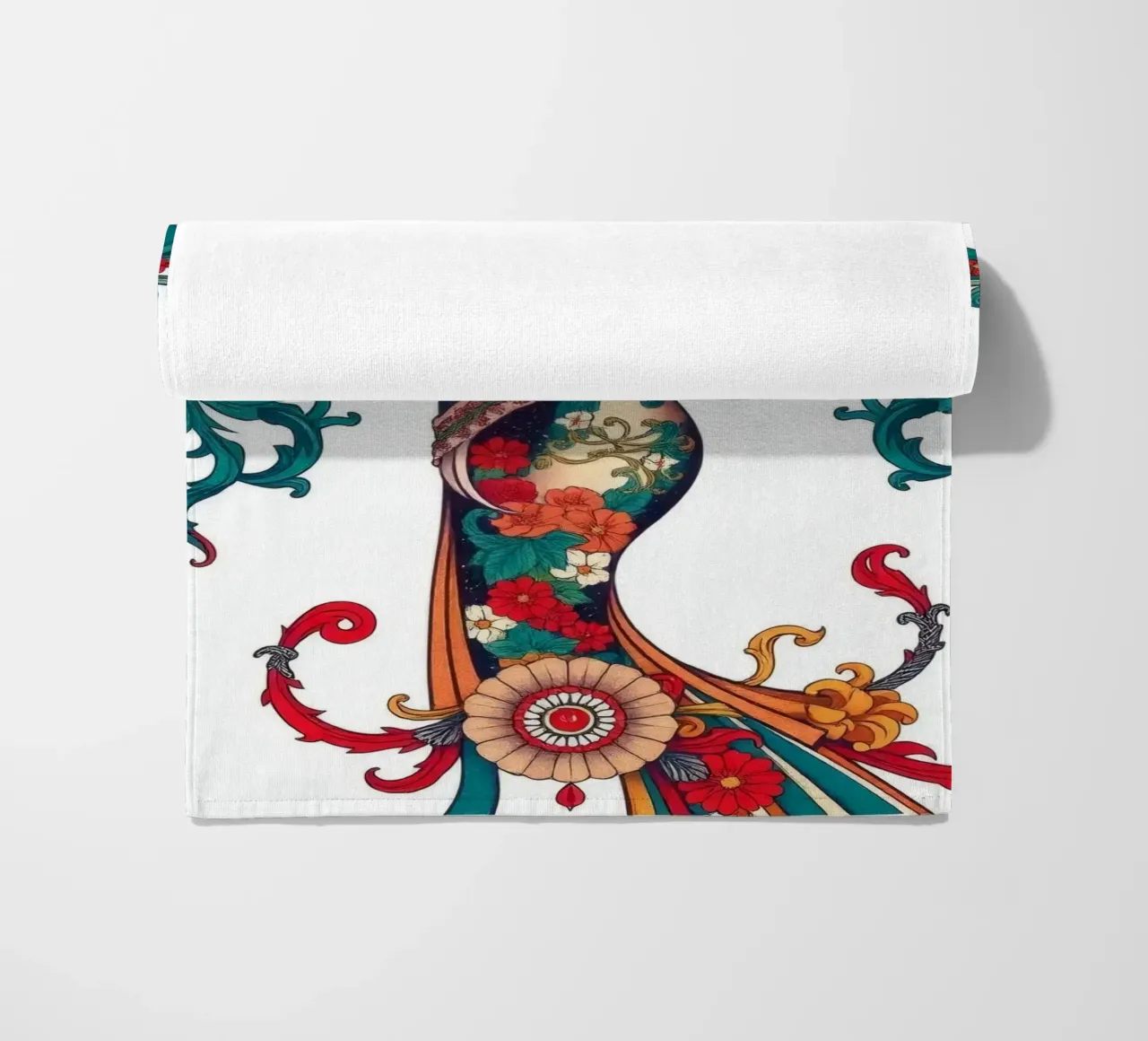 donna adornata con motivi floreali che mostrano un design intricato telo mare da DesignDoodle