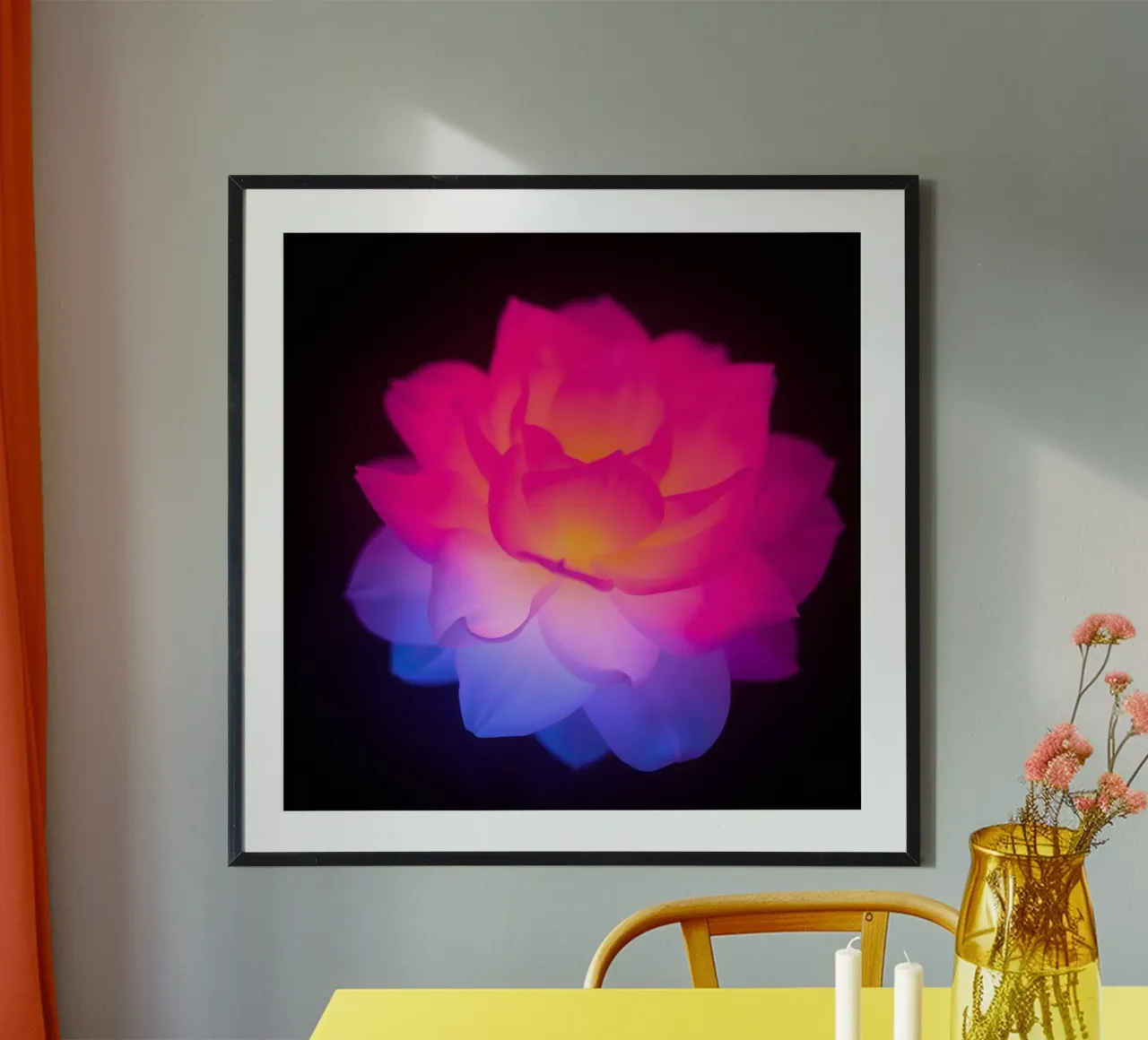 Fleur de lotus colorée et lumineuse dans l'obscurité poster de DesignDoodle