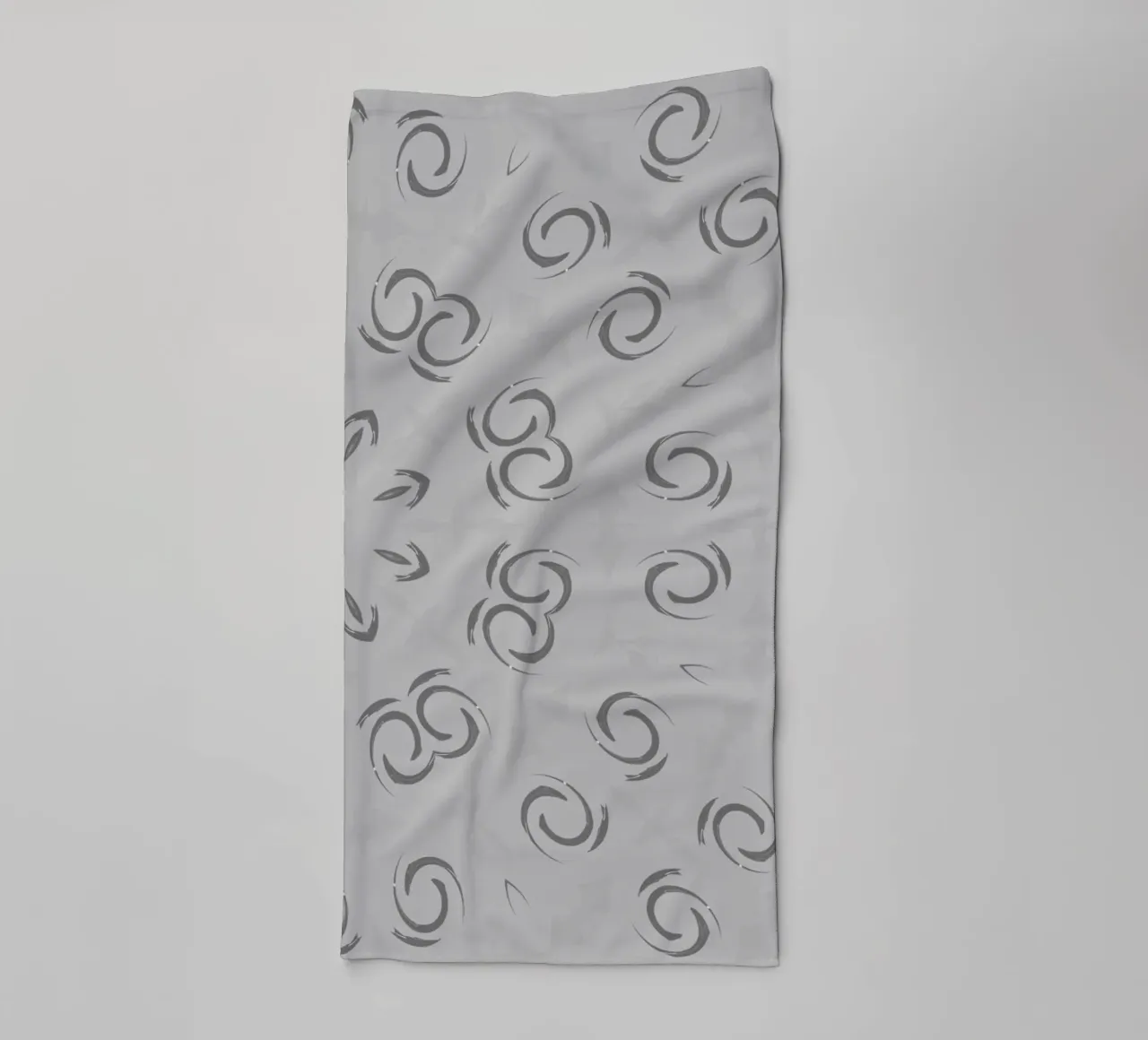 Abstract dynamisch cirkelpatroon in grijs badhanddoek van Something for you