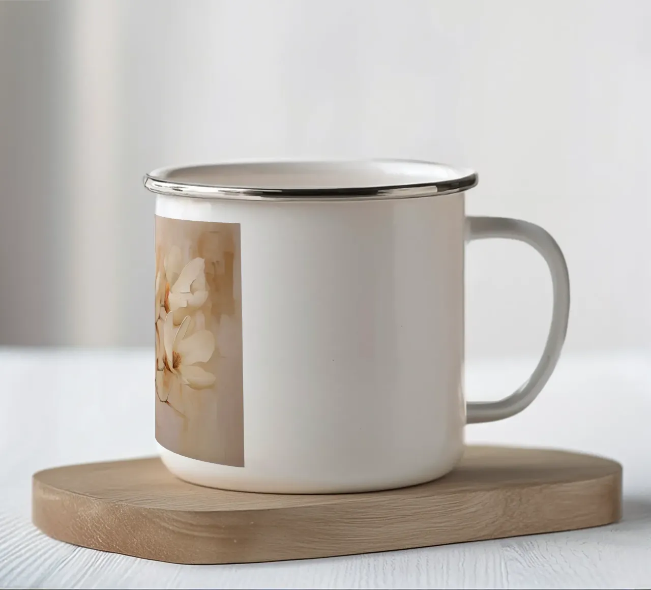 Fiori in colori crema tazza in smalto da Imagine