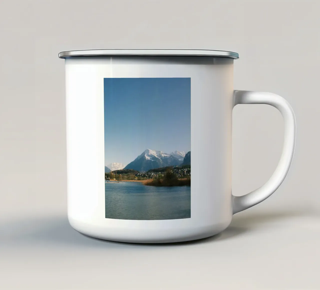 Spring View of the Bernese Alps from Lake Thun tazza in smalto da FujiSwiss