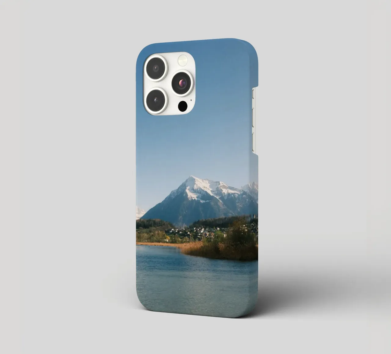 Spring View of the Bernese Alps from Lake Thun cover iphone da FujiSwiss