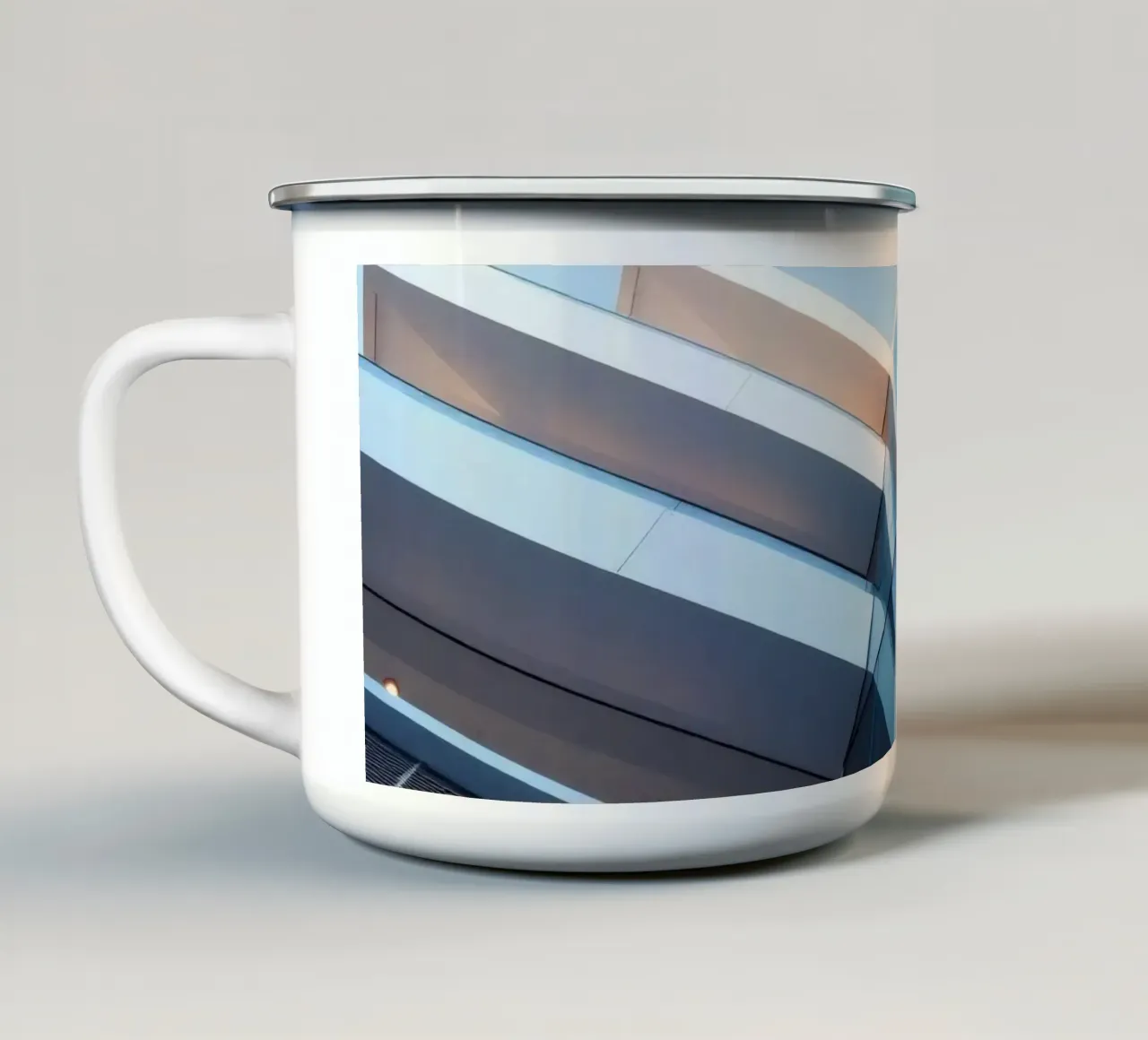 Design architettonico moderno con vetro e cemento tazza in smalto da DesignDoodle