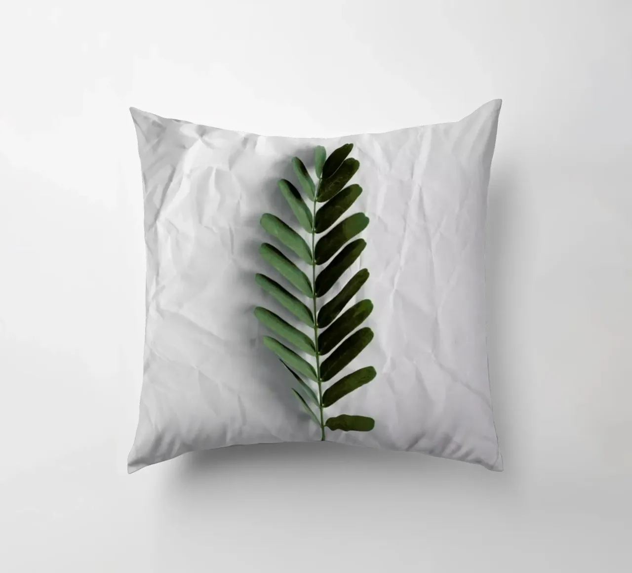 Minimal Forest Love cuscino da Studio Nahili