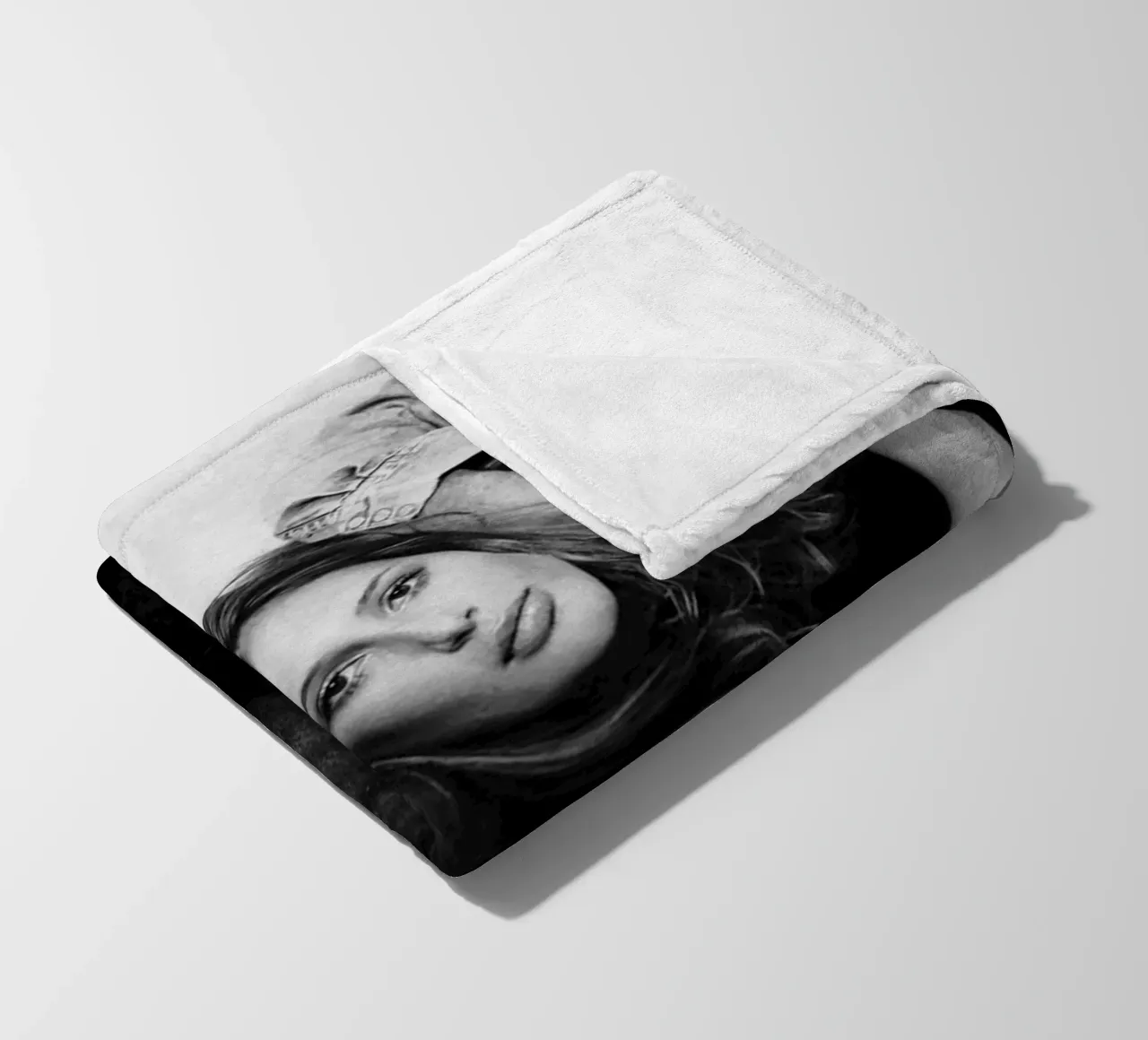 Kate With Best friend fleece blanket by Alex happy shop