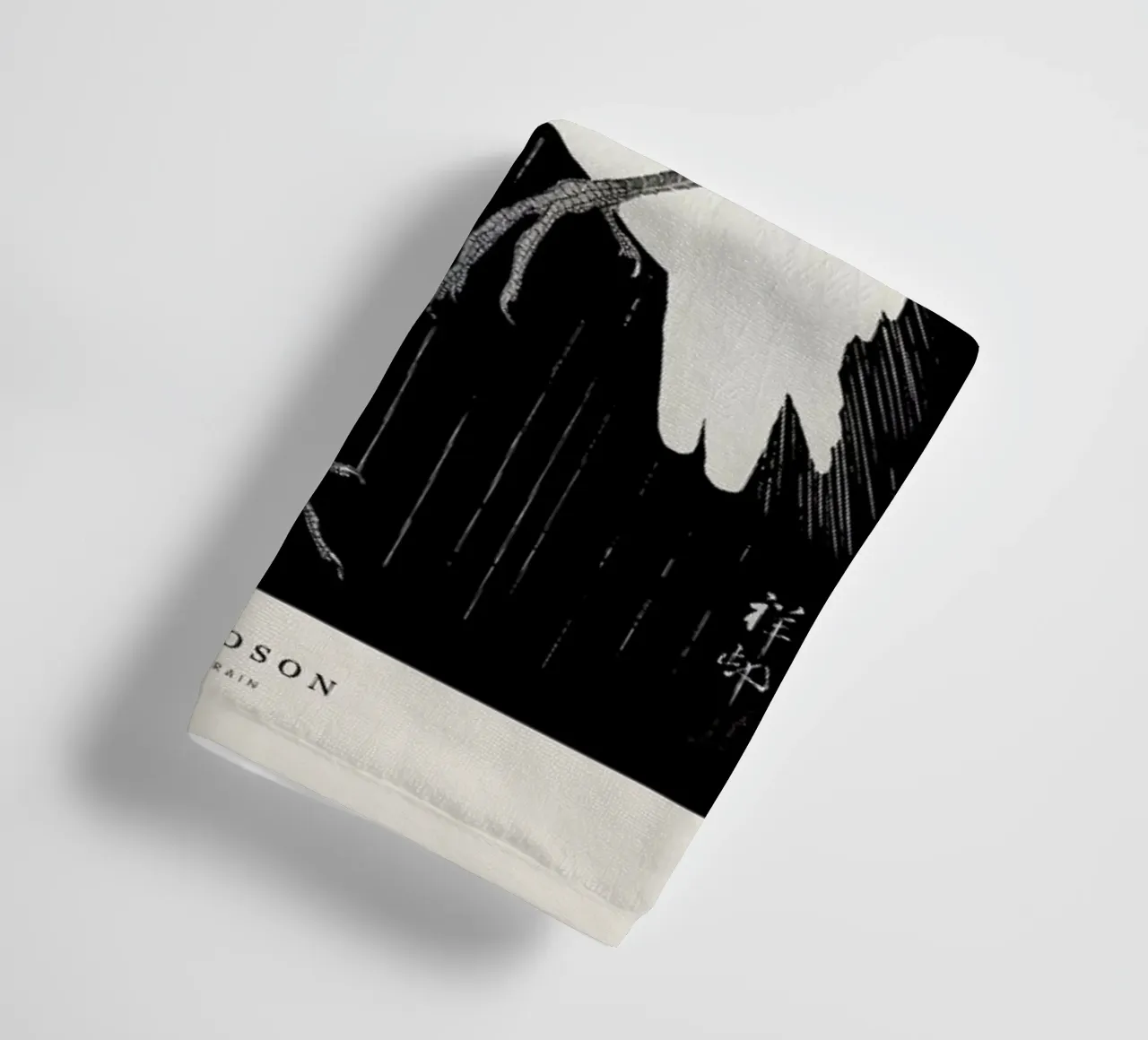 Koson - Egret in the Rain asciugamano da bagno da Vintage by JUNIQE