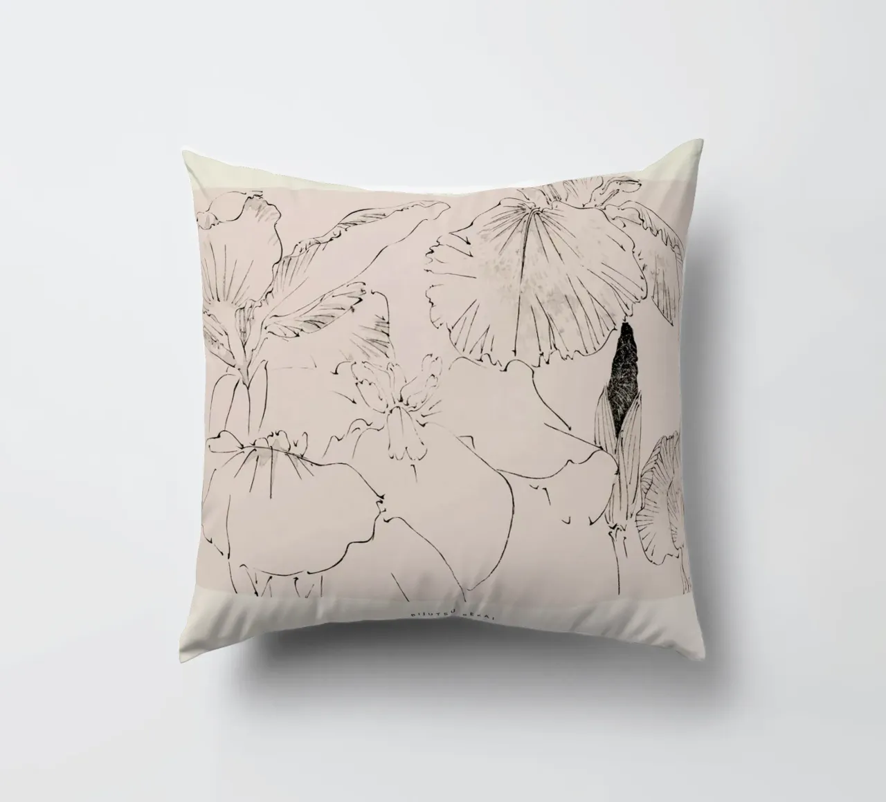 Seitei - Japanese Iris cuscino da Vintage by JUNIQE