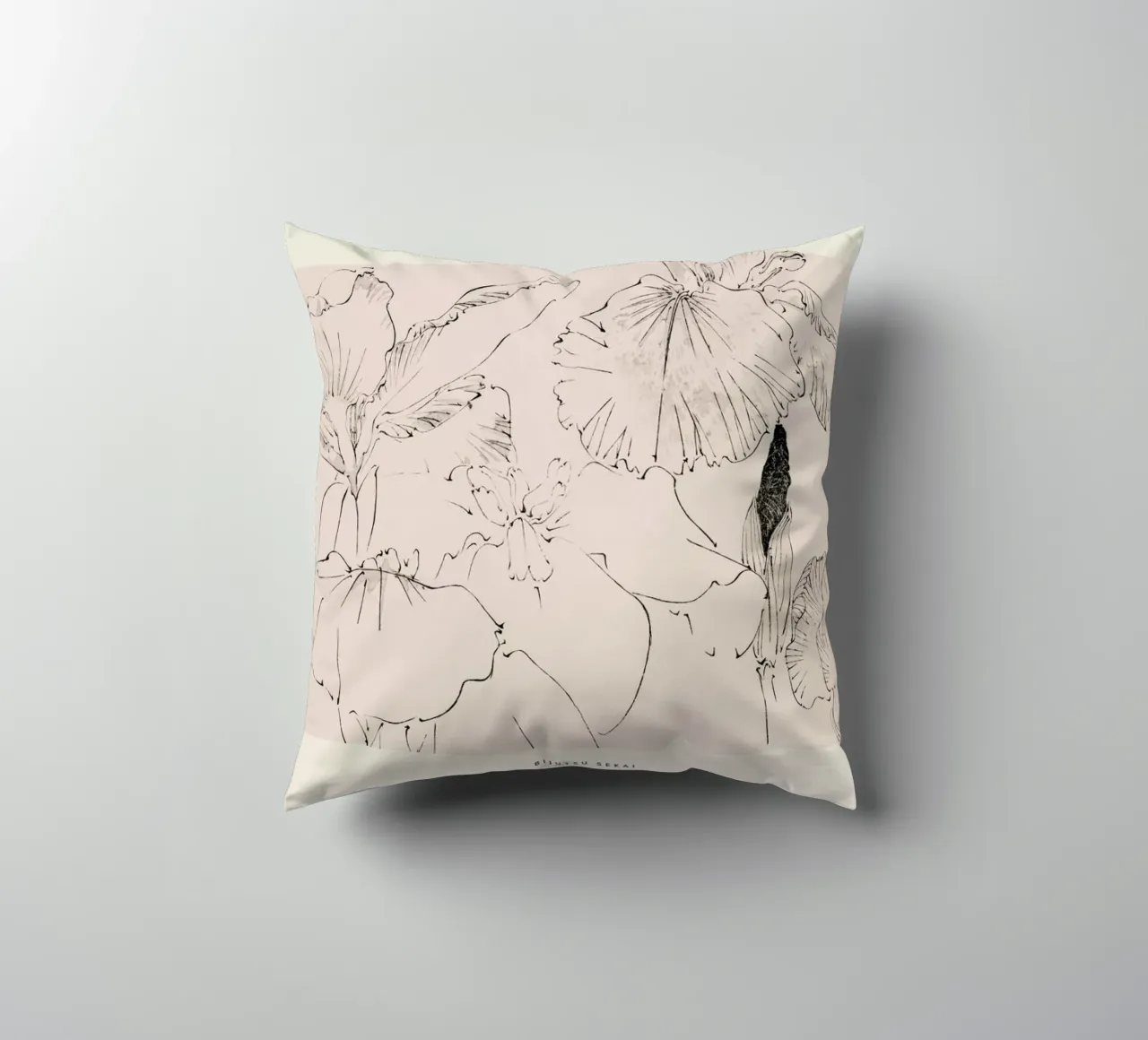 Seitei - Japanese Iris cuscino da Vintage by JUNIQE