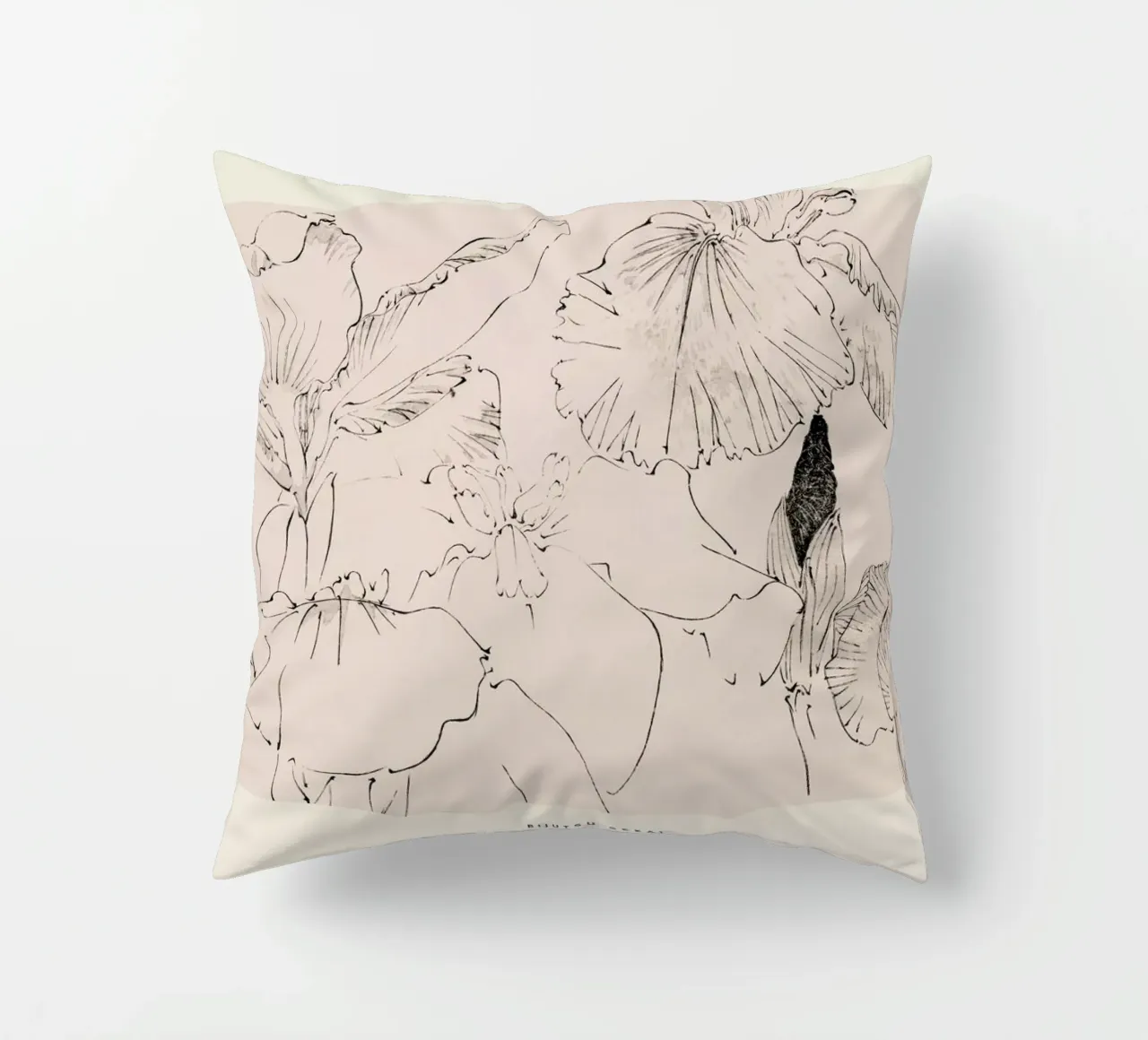Seitei - Japanese Iris cuscino da Vintage by JUNIQE