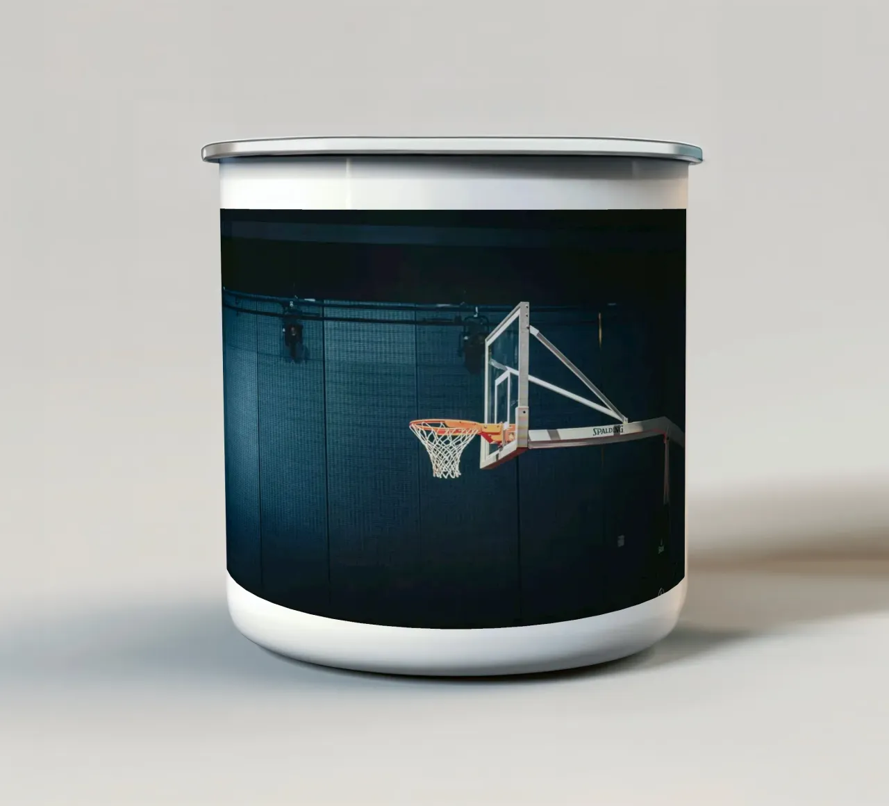 Basketballkorb tazza in smalto da Jonas Klein