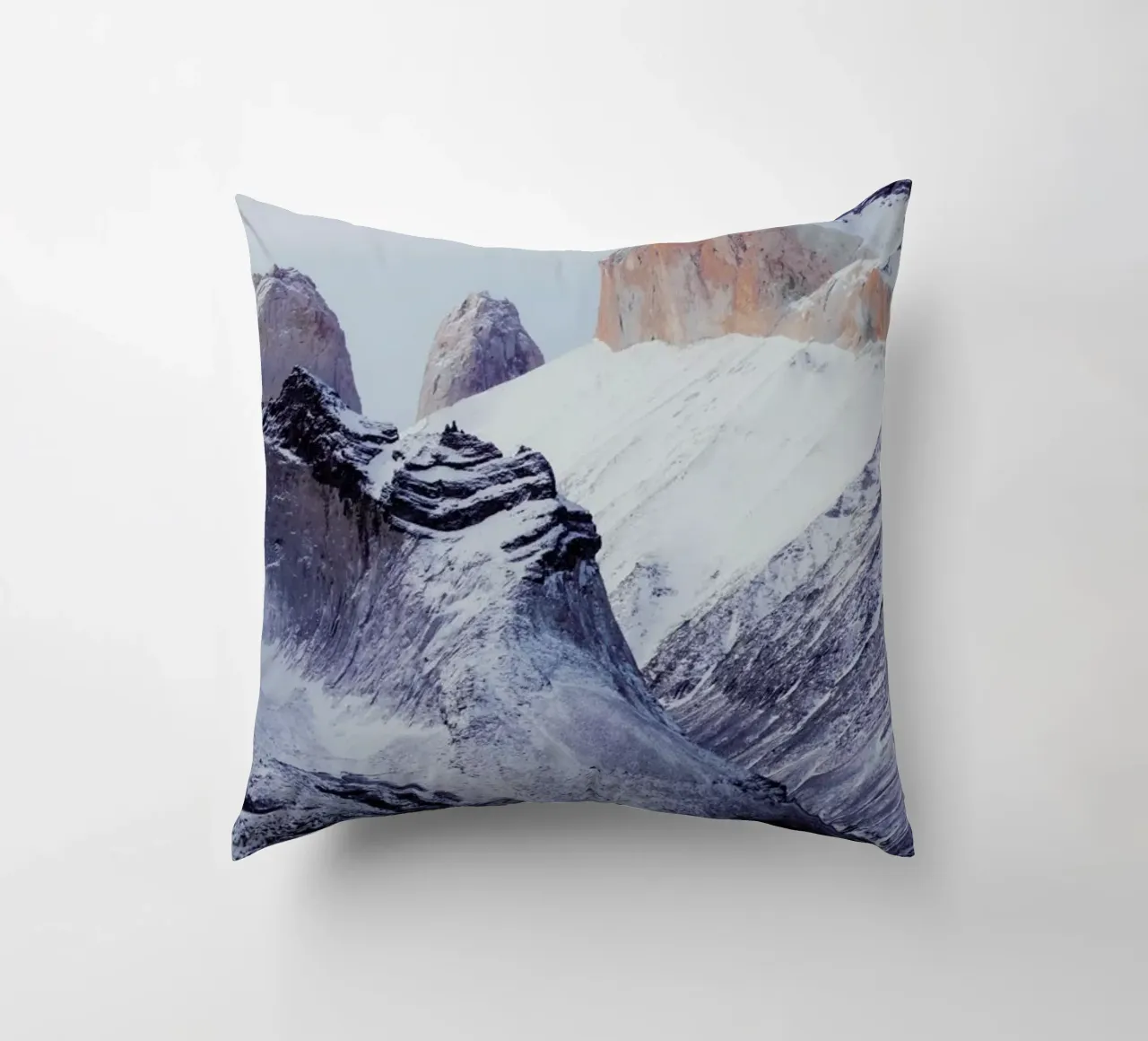 Pristine by @KevinZaouali cuscino da EyeEm Mobile GmbH