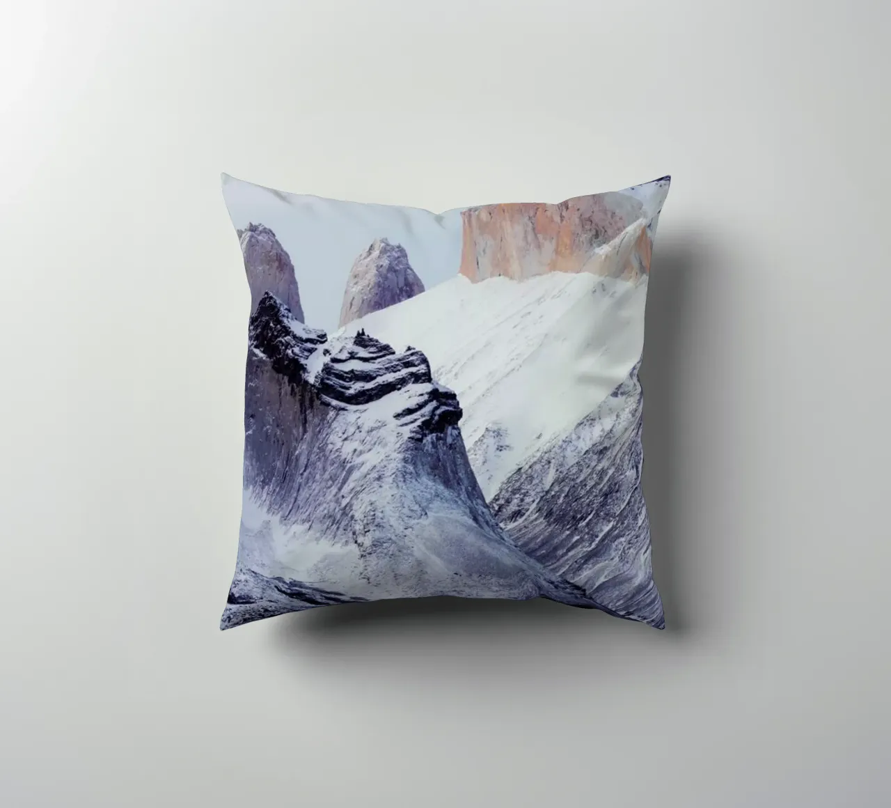 Pristine by @KevinZaouali cuscino da EyeEm Mobile GmbH