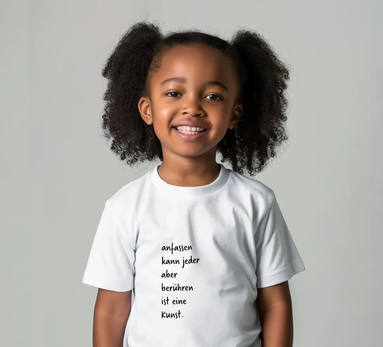 toccare t-shirt bambini da FRICKE DESIGN