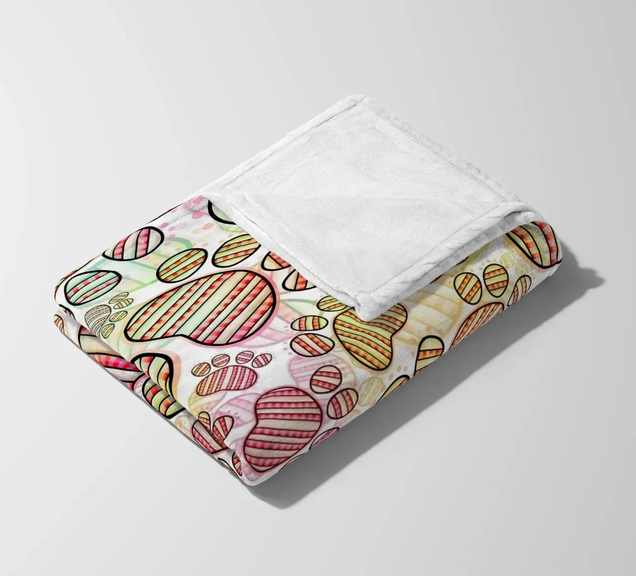 Sfilata di scarabocchi con impronte di zampe coperta in pile da Happy Littles