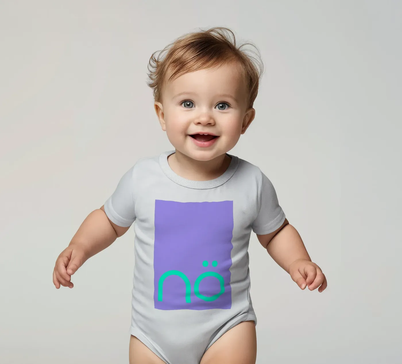 nö | Statement body bébé de FRICKE DESIGN