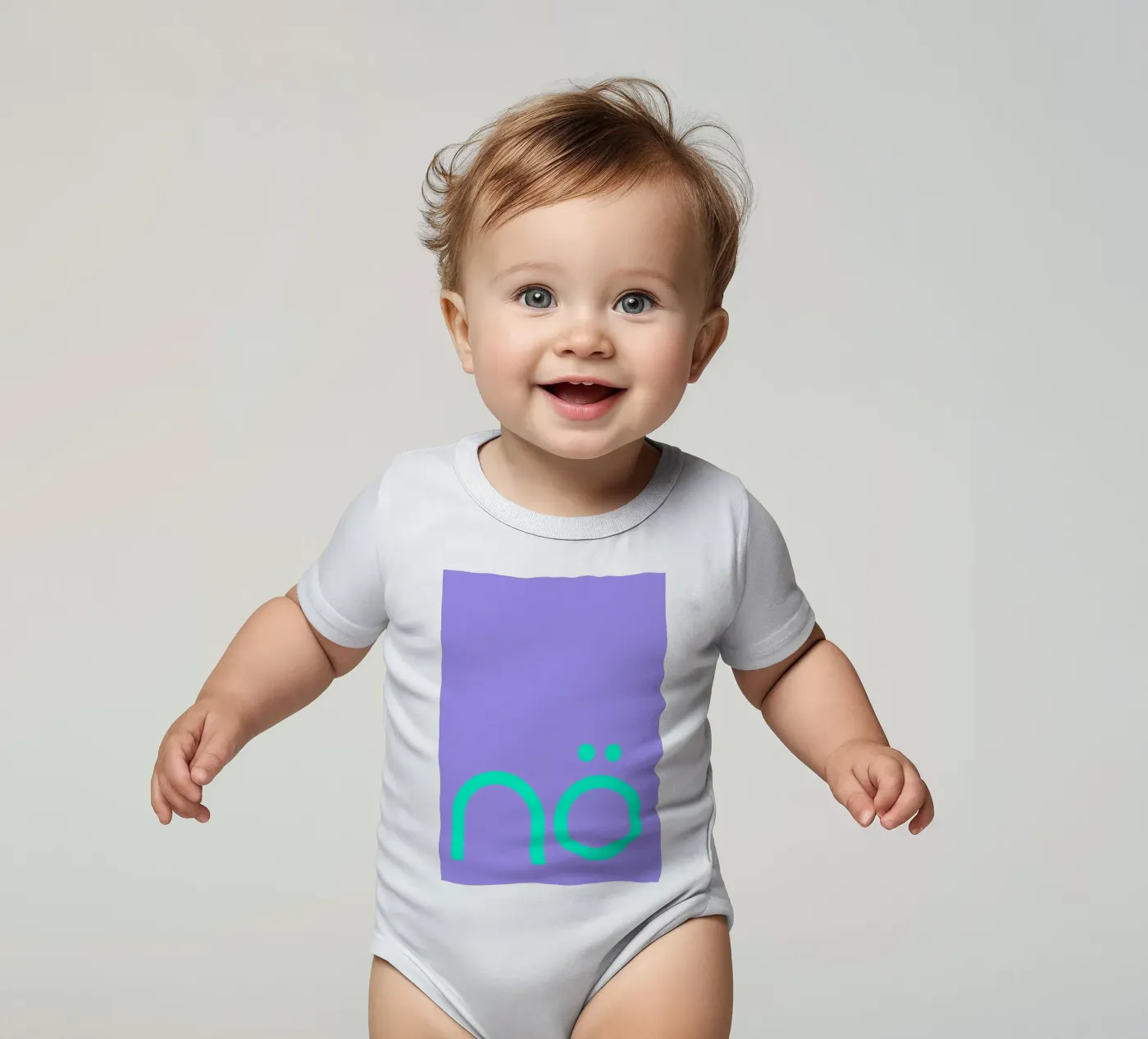 nö | Statement body bébé de FRICKE DESIGN