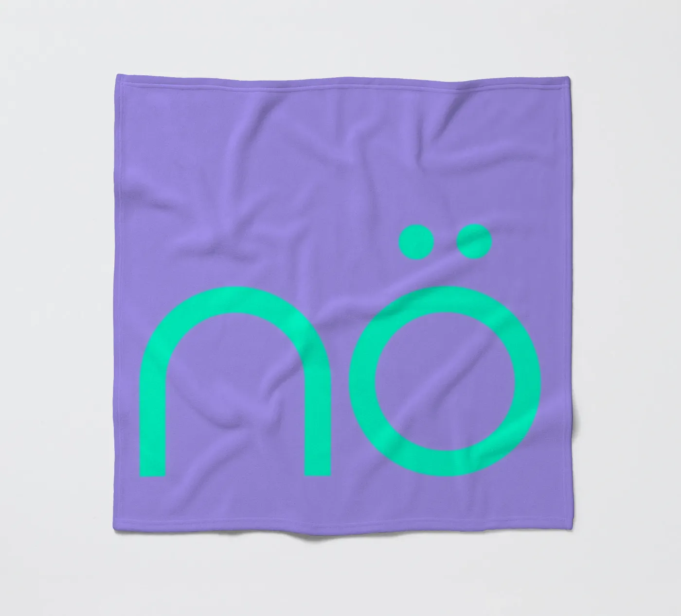 nö | Statement fleecedeken van FRICKE DESIGN