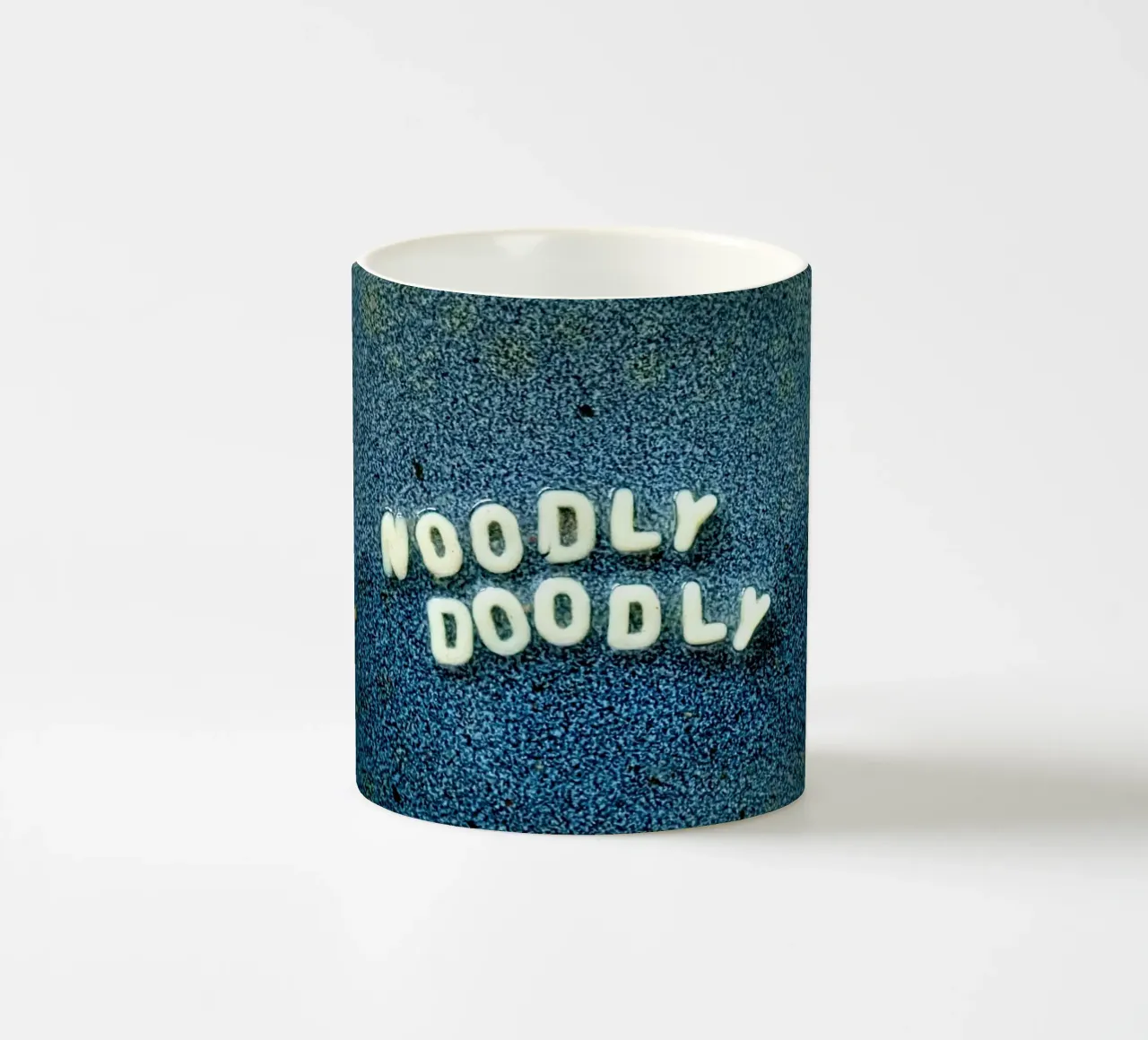 Noodly Doodly - Delicious Decor tazza in ceramica da FruityNoodly