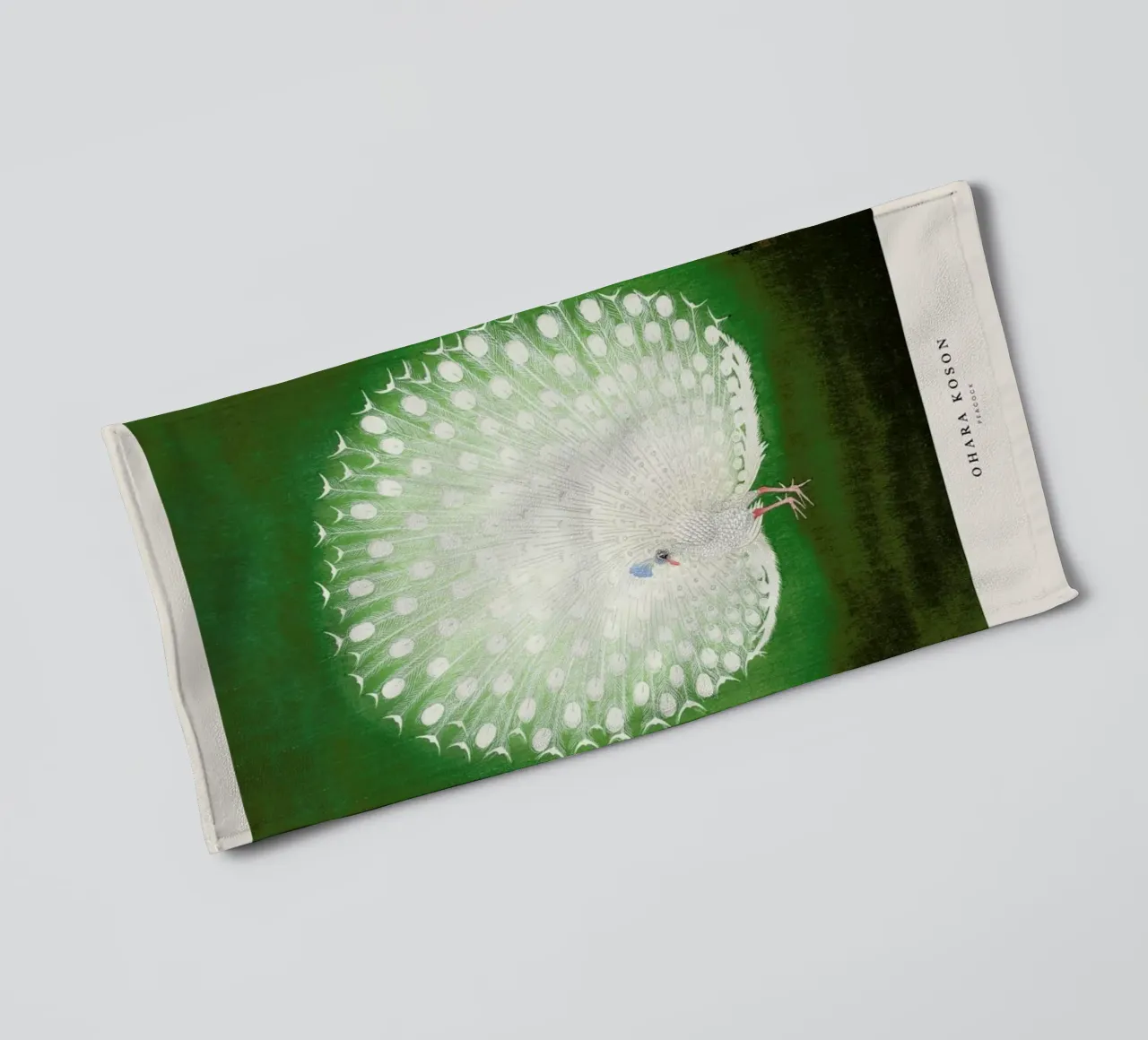 Koson - Peacock asciugamano da bagno da Vintage by JUNIQE