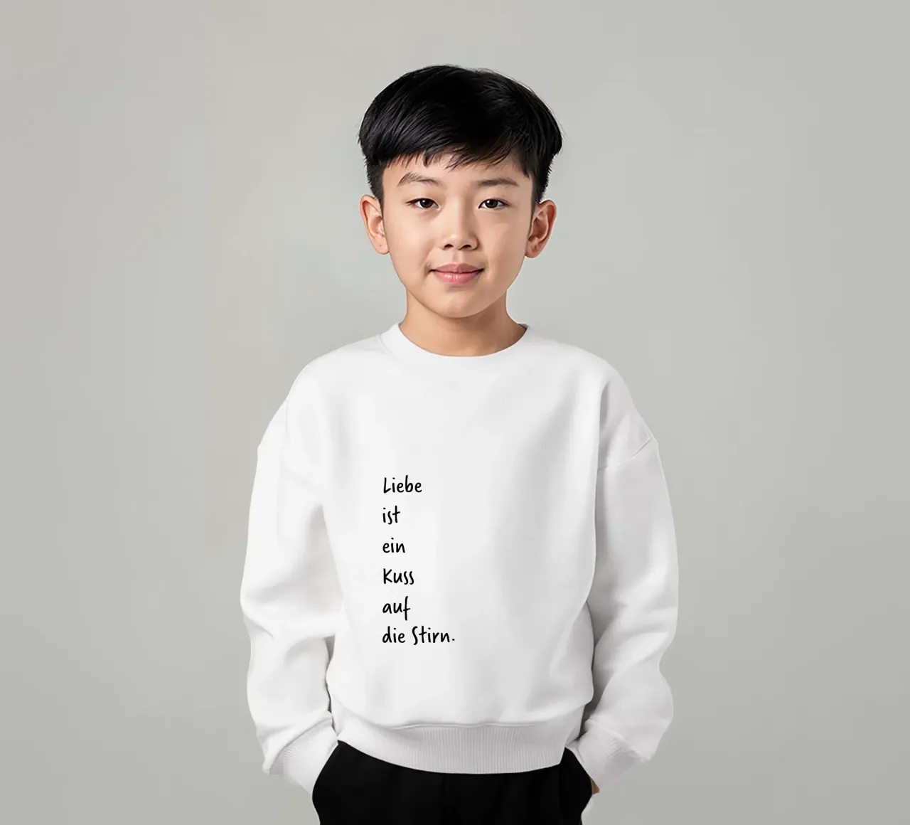 L'amore è. felpa bambino da FRICKE DESIGN