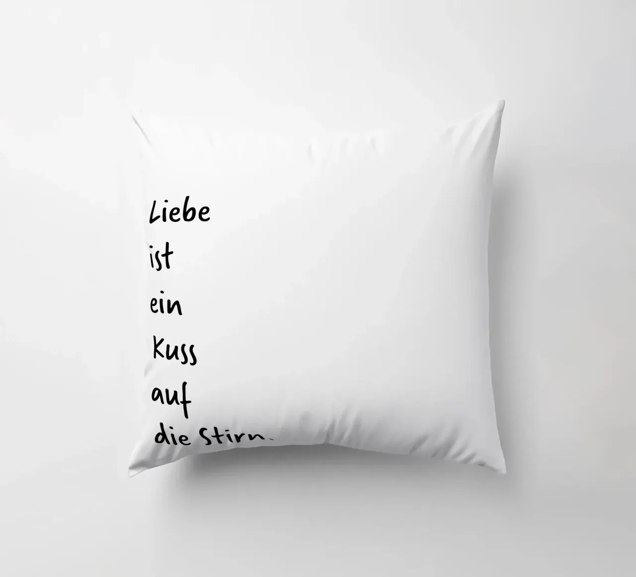 L'amore è. (scoprite ancora più amore sul mio profilo:) cuscino da FRICKE DESIGN